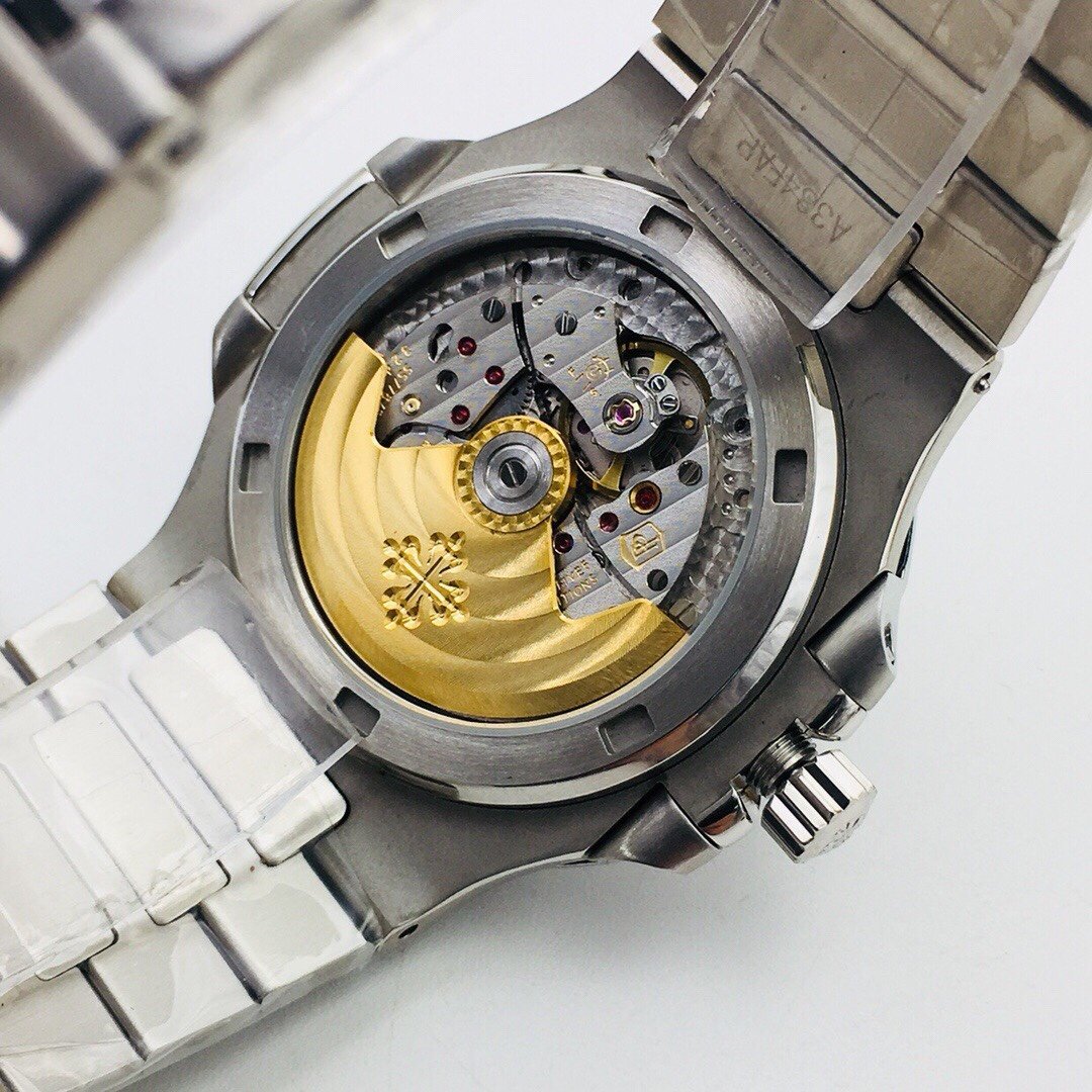 PATEK NAUTILUS 5711 STAINLESS STEEL WHITE DIAL