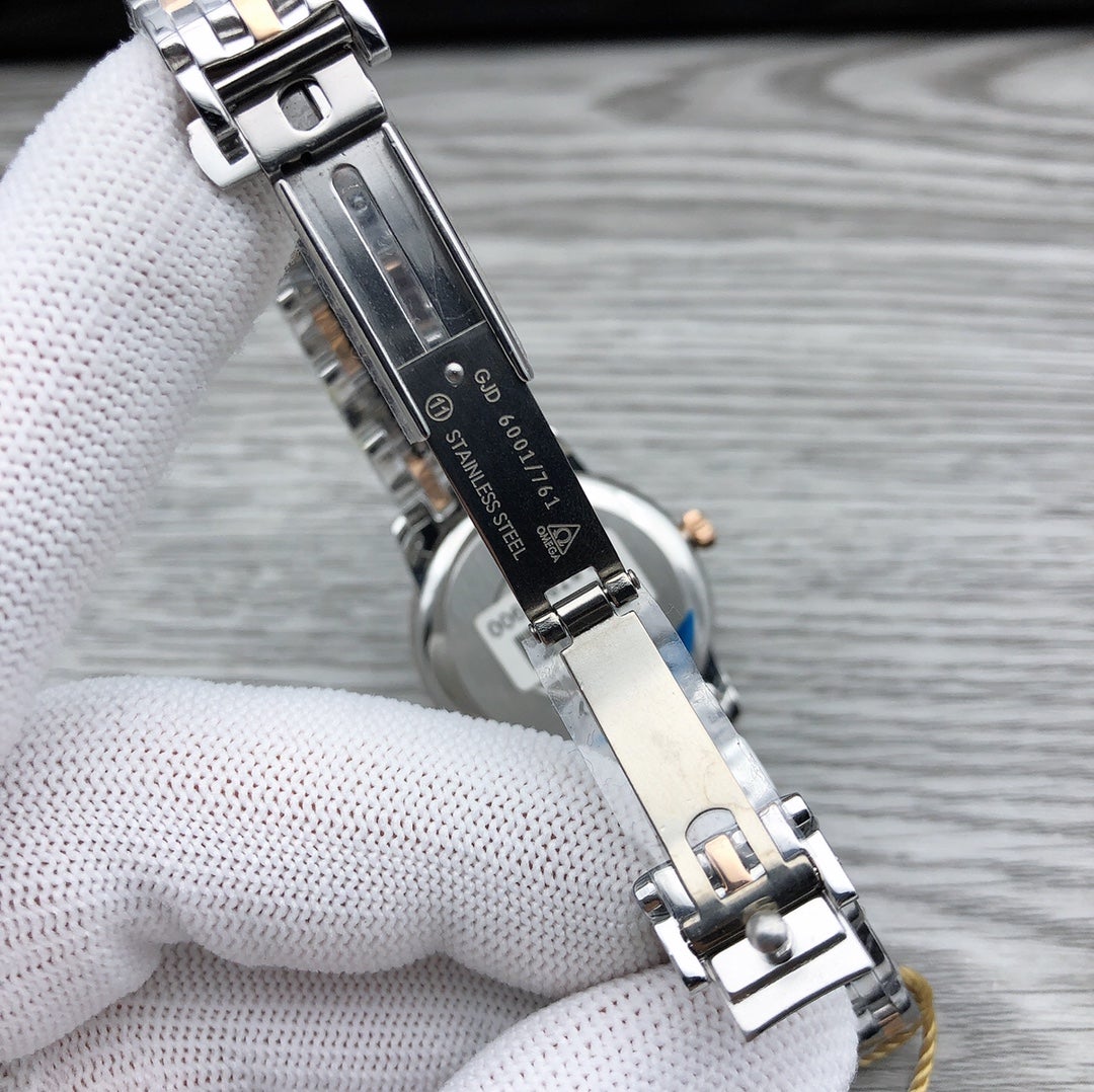 DE VILLE PRESTIGE CO-AXIAL 32.7MM MOP DIAL