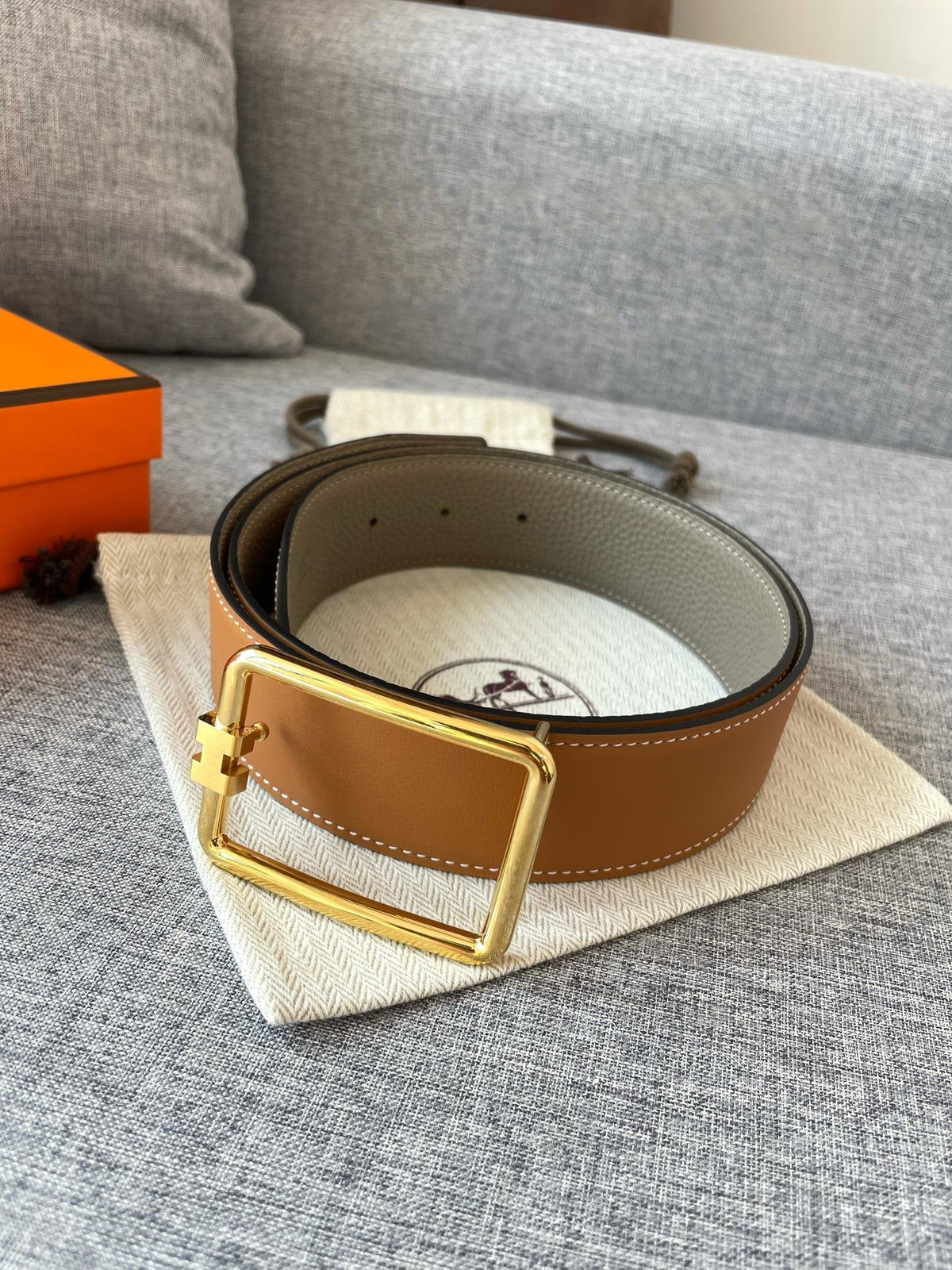 H TUBE BELT 38MM GOLD BUCKLE TIN GREY GOLD LEATHER