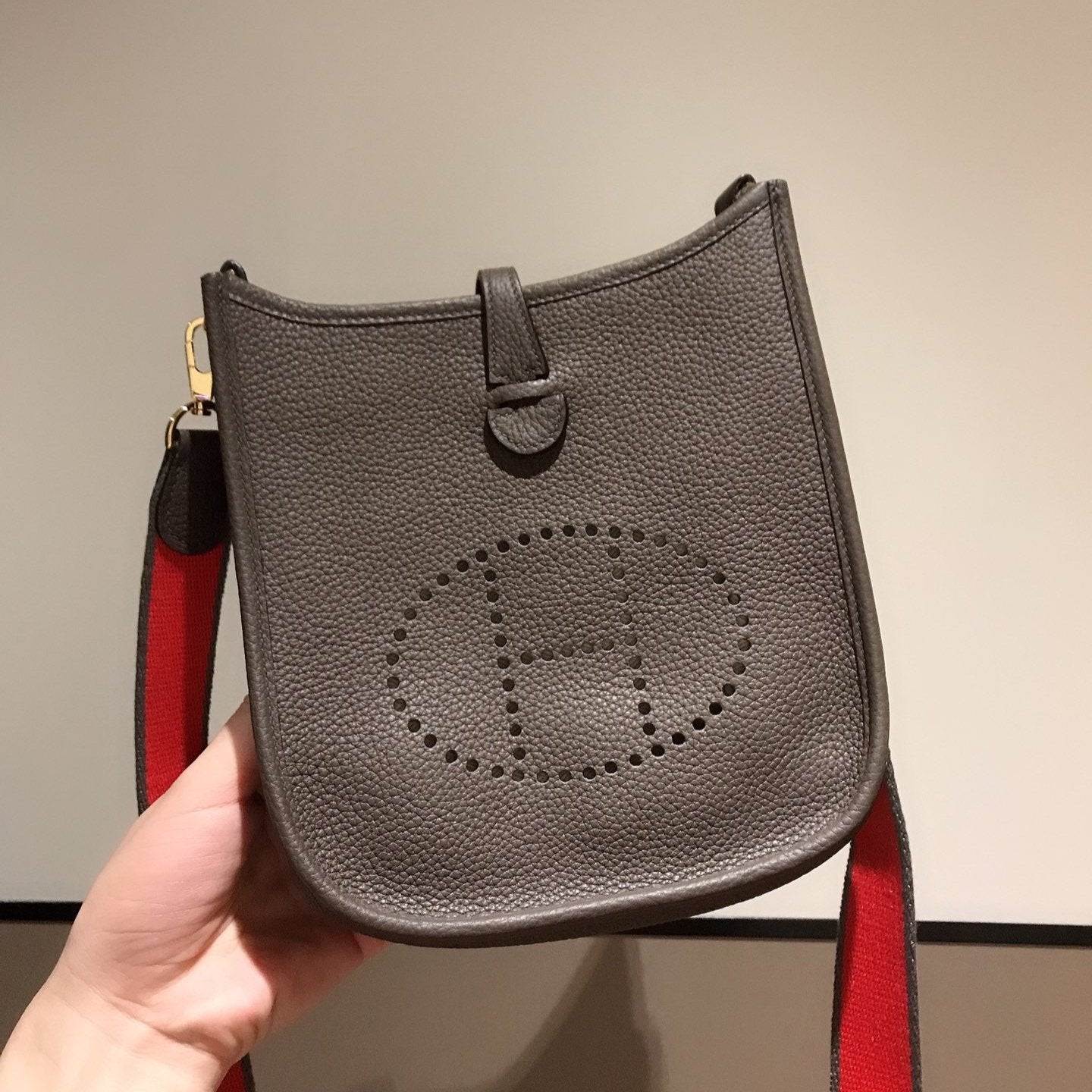 HM EVELYNE MINI 18 CHOCOLATE TOGO