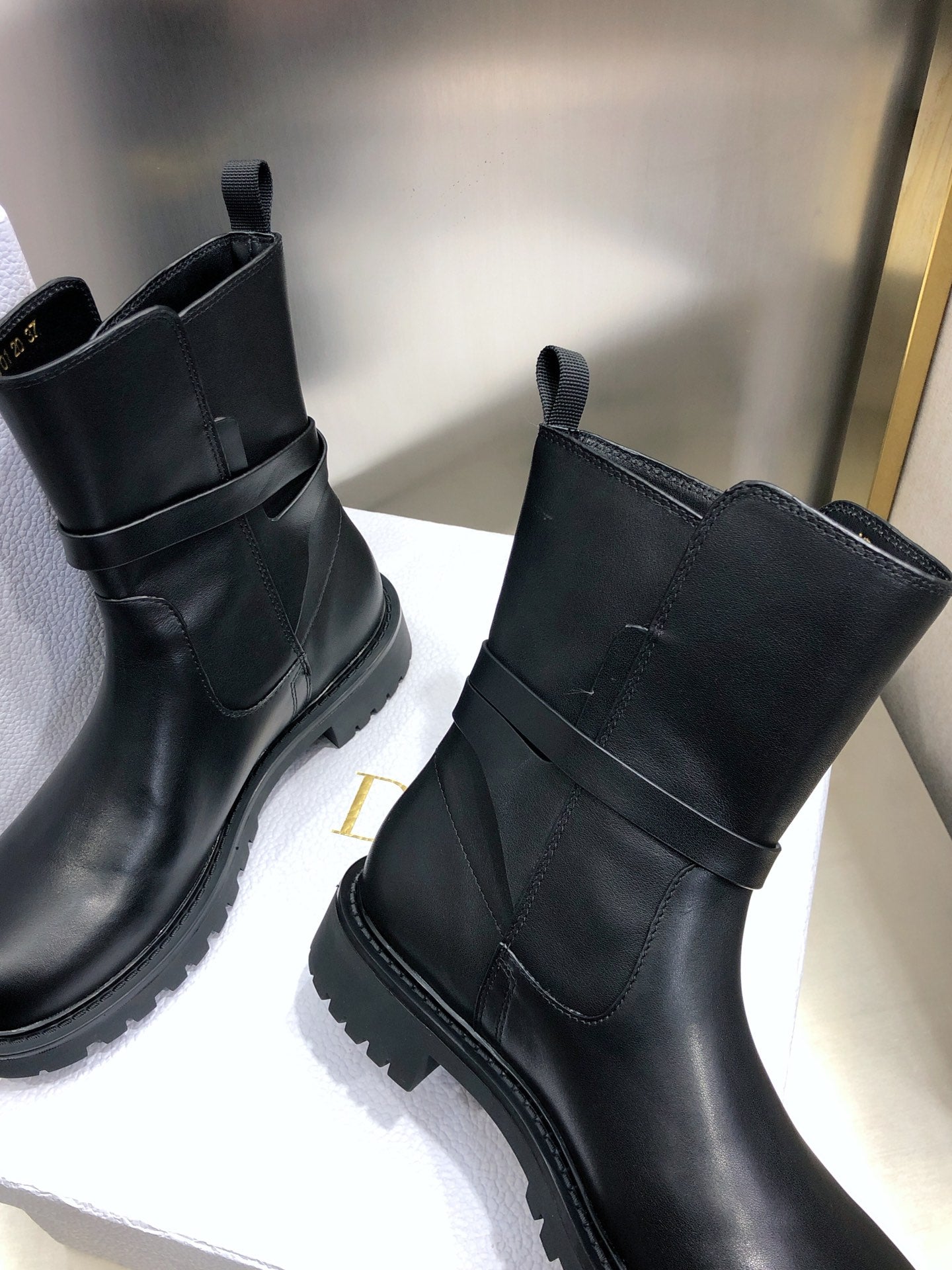 Dior 2026 Empreinte Ankle Boots Calfskin 965383