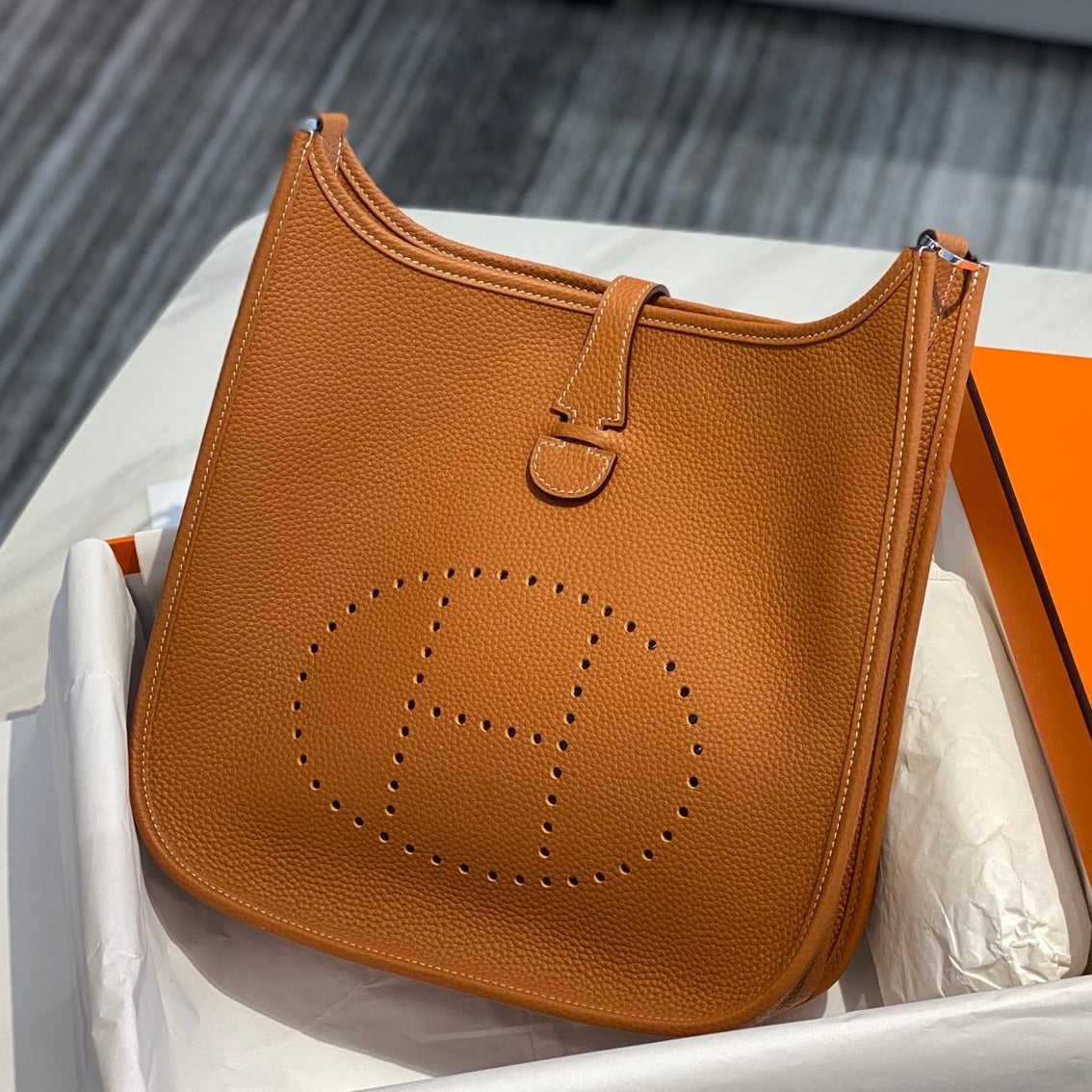 High-end Hermes 2026 Evelyne III 29 Bag Taurillon Clemence Leather
