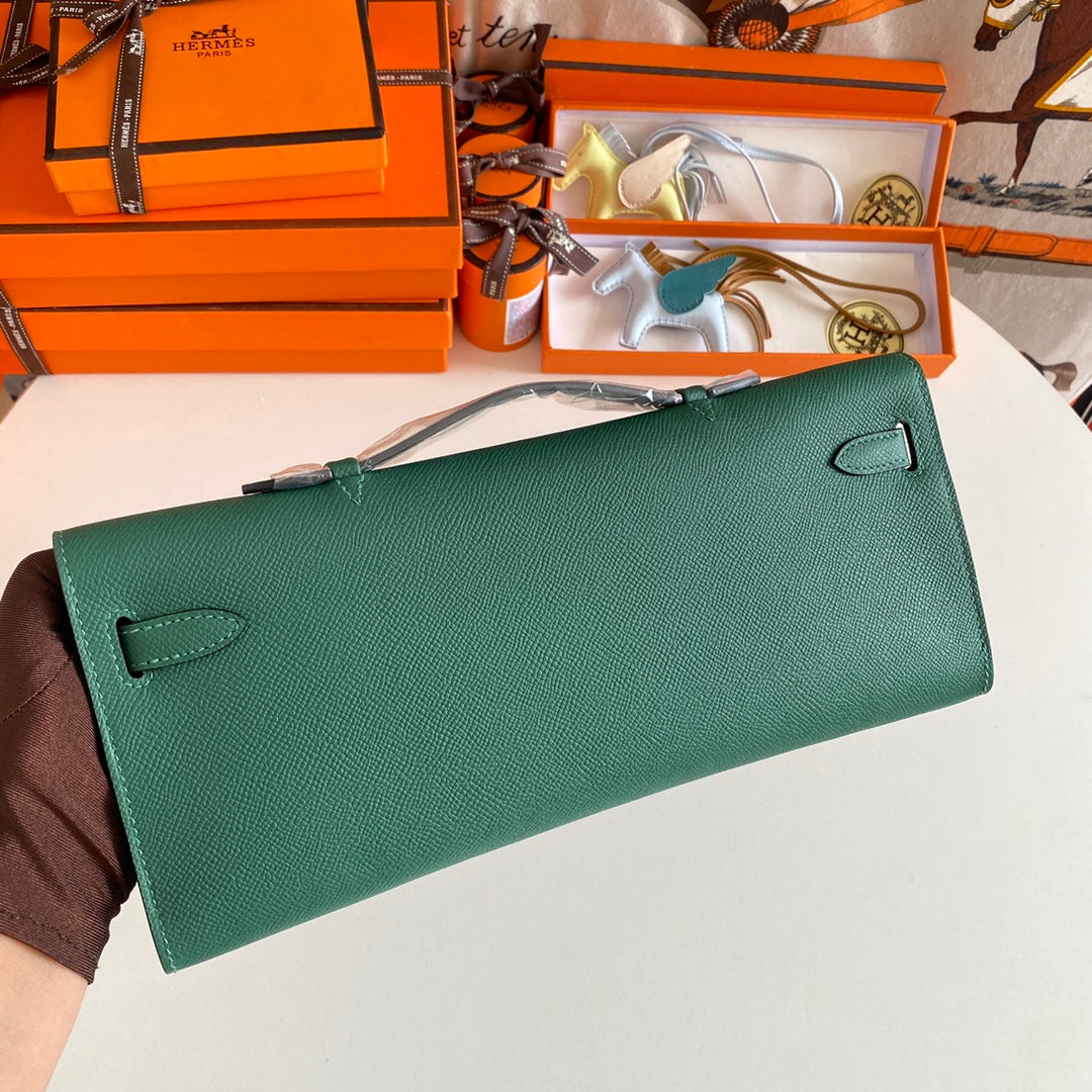 HM Kelly Cut 31 Kaitoke Green Epsom Leather Gold Hardware 229040