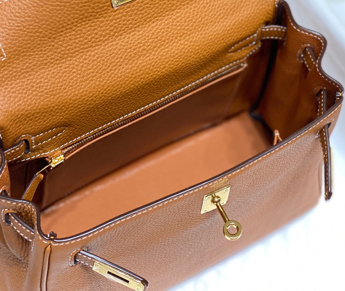 HM KELLY 28CM TAN TOGO GOLD HARDWARE