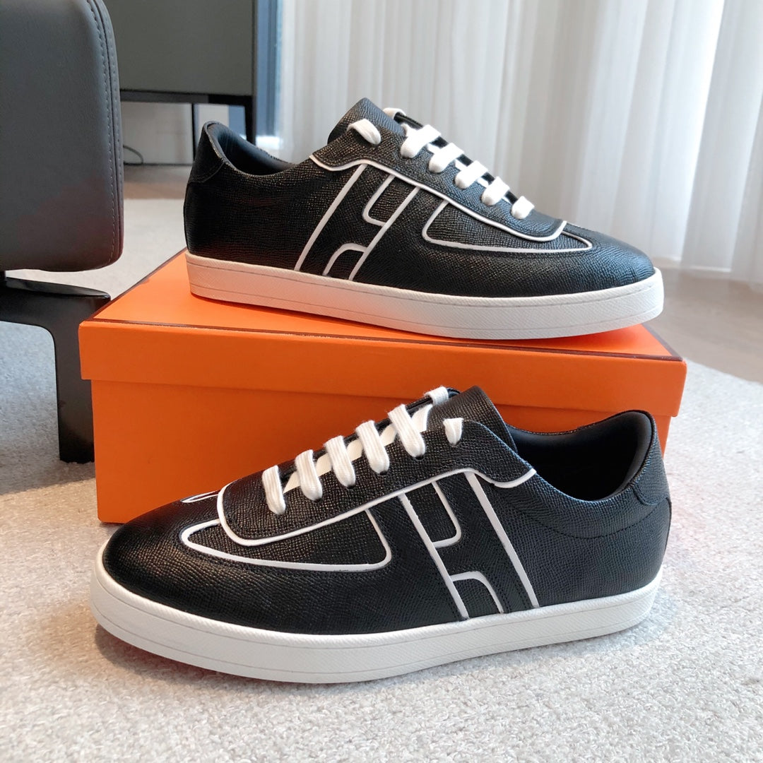 HM BOOMERANG SNEAKER BLACK CALFSKIN