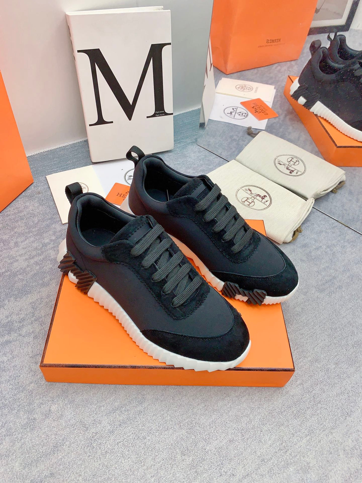 HM Bouncing Sneaker In Black Silk Lambskin 106443