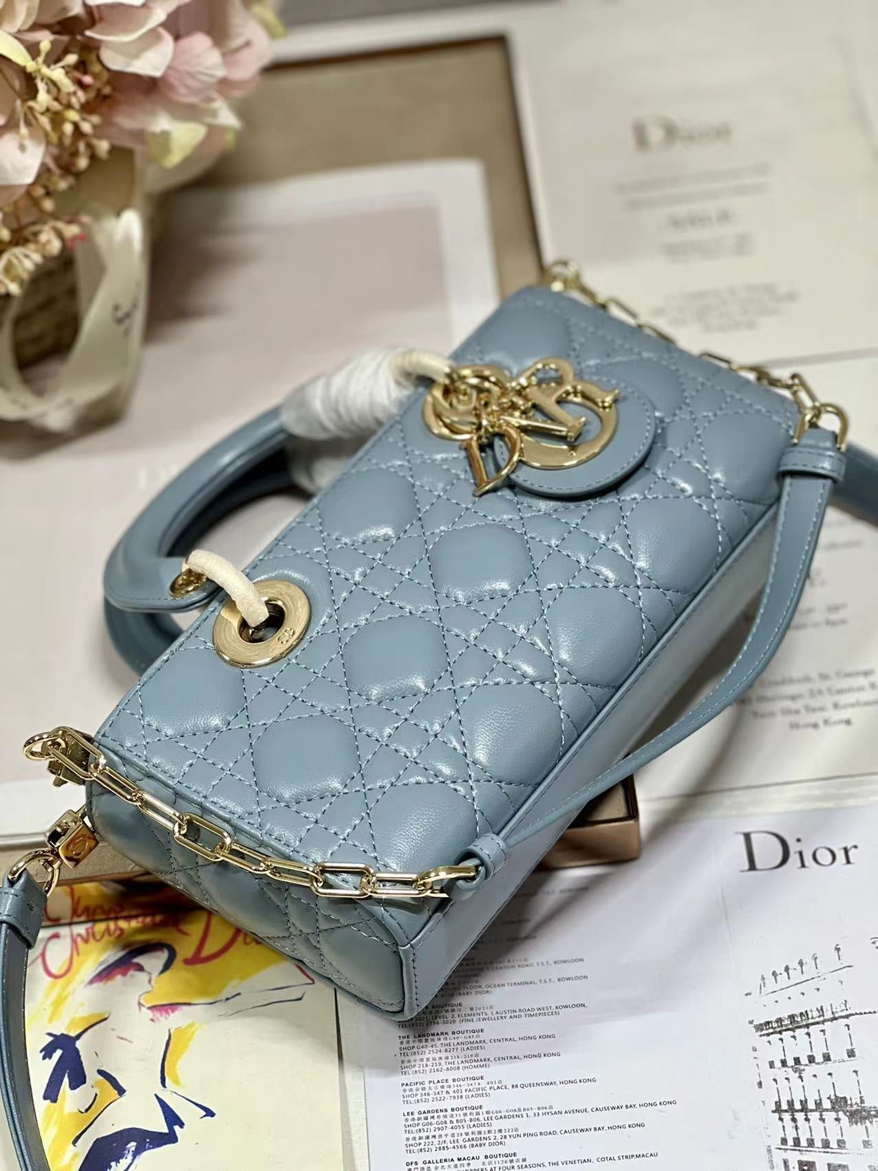 CD Lady D-Joy 22 Sky Blue Lambskin 336627