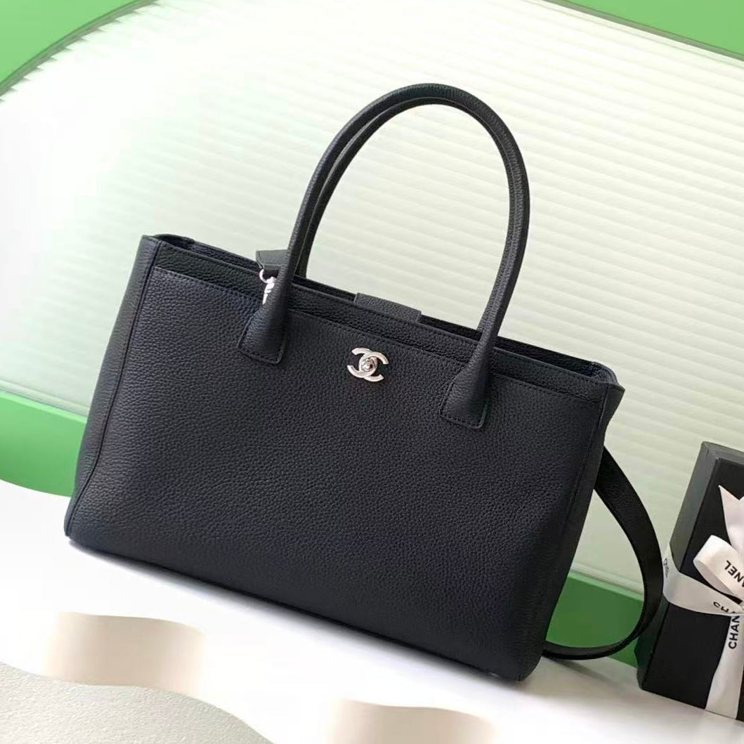 Chanel 2026 Cerf Tote Bag 36cm Black Caviar Leather