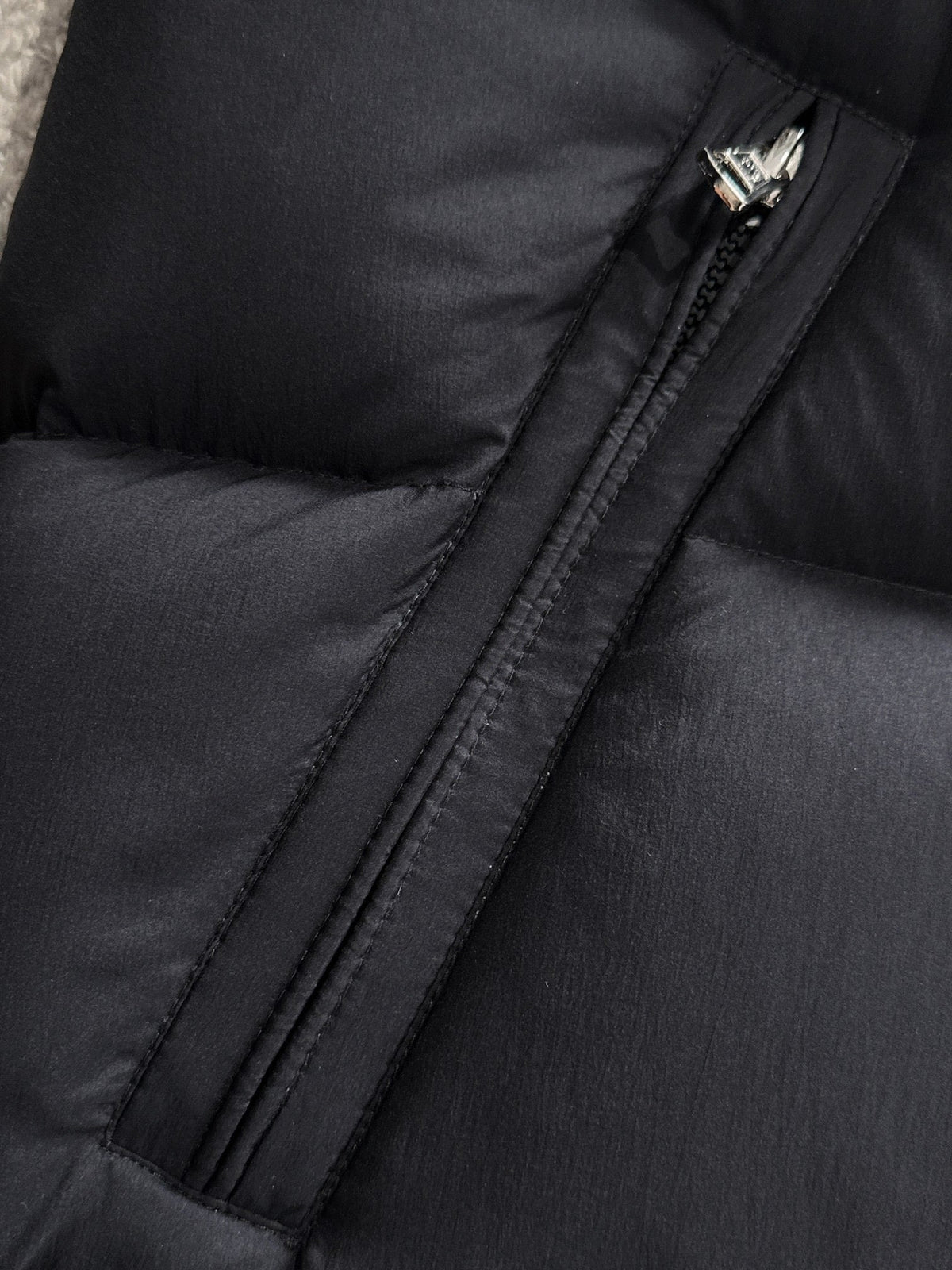 Moncler 2026 Hanoverian Long Down Jacket In Black