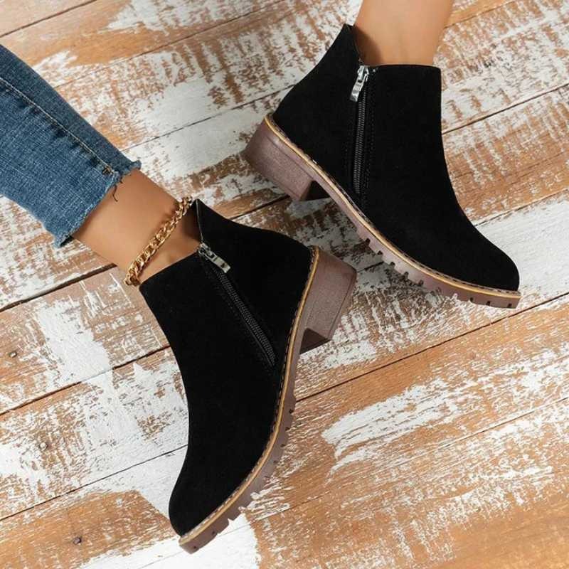 Vesta™ Wildleder-Stiefeletten #VEV39812