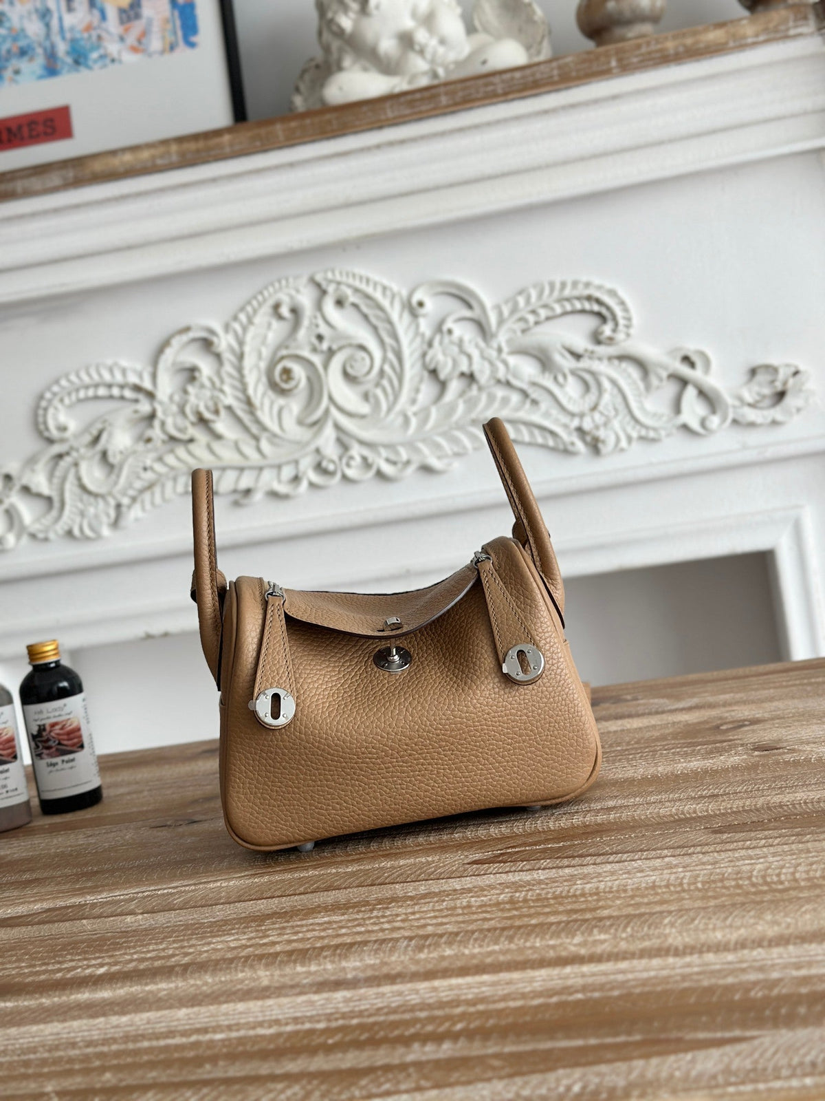 High-end Hermes 2026 Lindy Bag 19cm Togo Leather 3