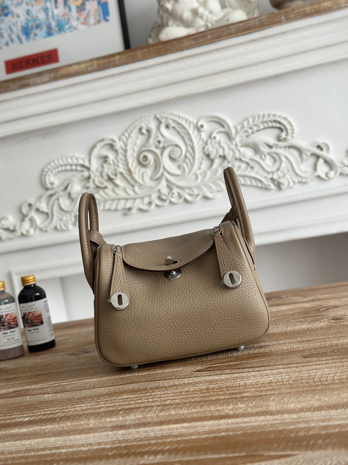 High-end Hermes 2026 Lindy Bag 19cm Togo Leather 4