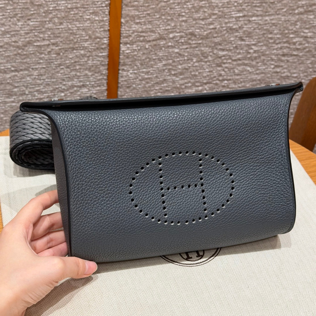 High-end Hermes 2026 Videpoches Bag 21cm Togo Calfskin