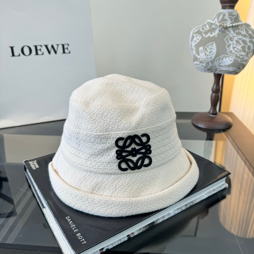 Loewe Bucket Hat 477519