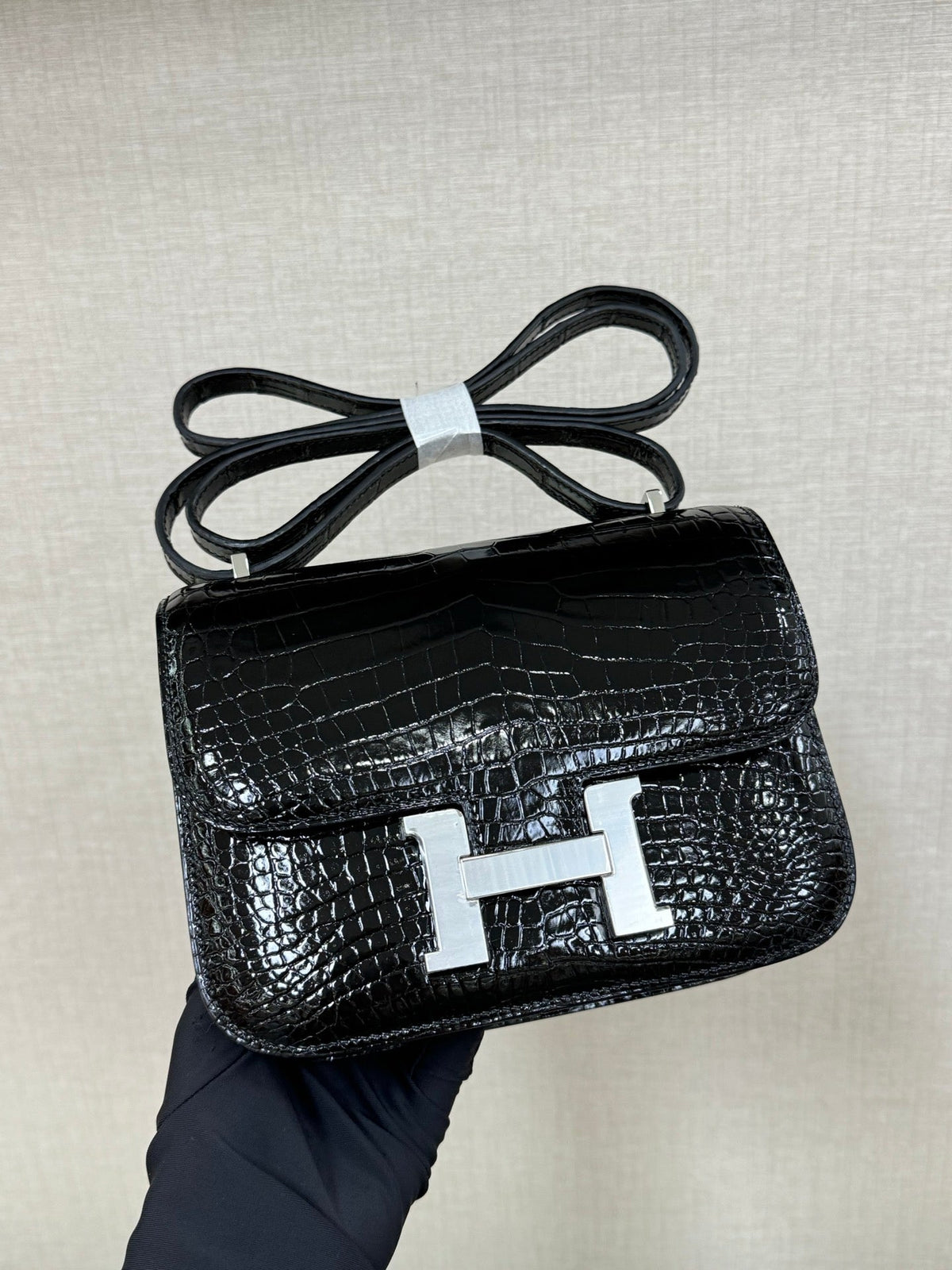 High-end Hermes 2026 Constance Bag 19cm Glossy Crocodile Leather