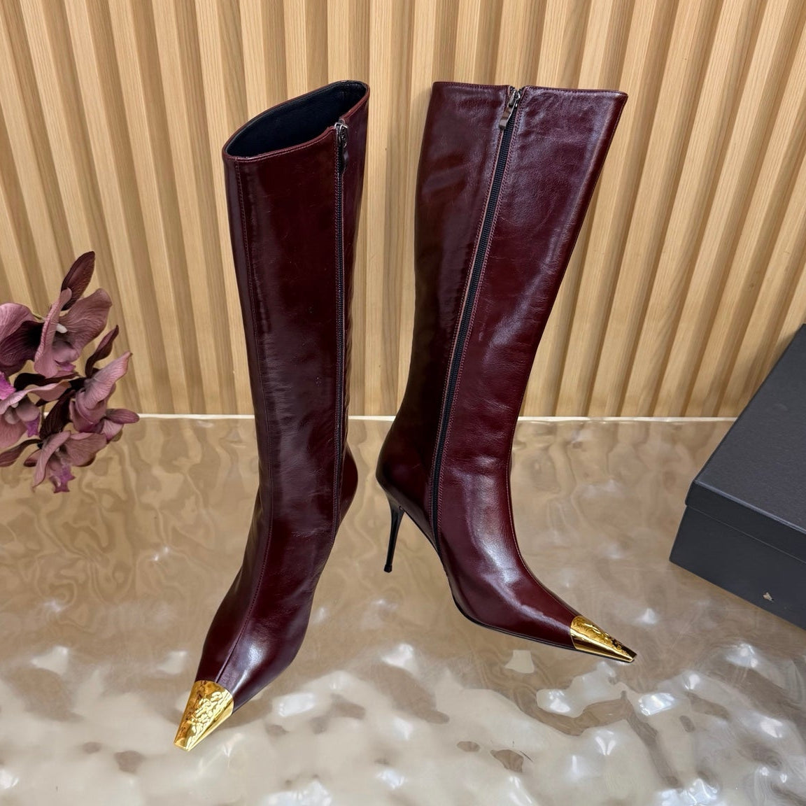 YSL 2026 Two-Tone Boots 90mm Leather 197342