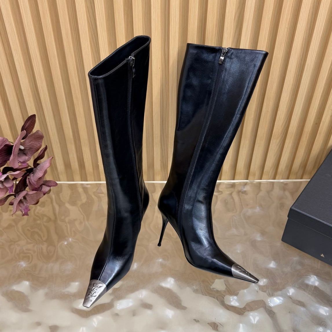 YSL 2026 Two-Tone Boots 90mm Leather 197342