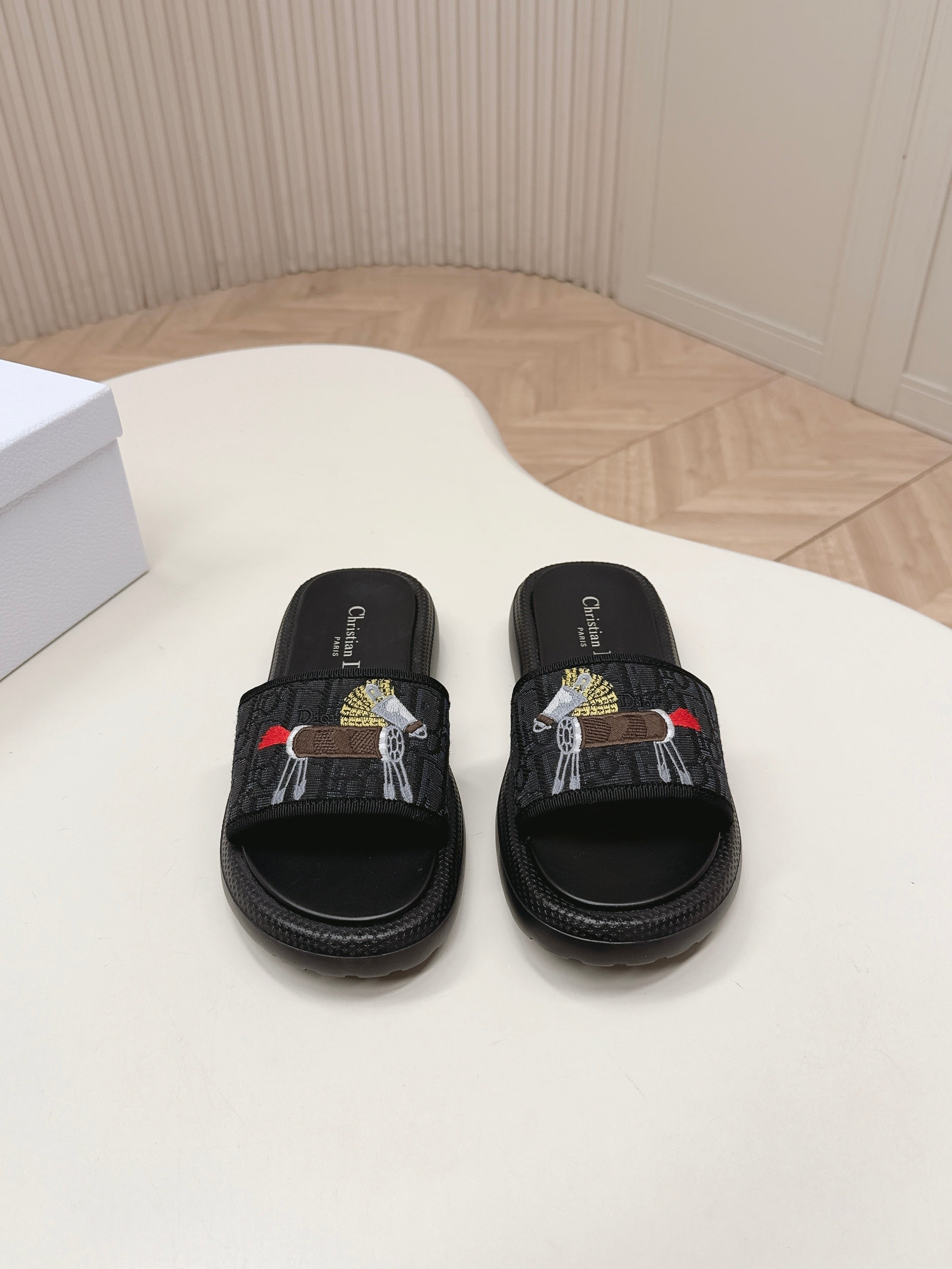 CD 26s  Slippers Black Canvas Lambskin 643805