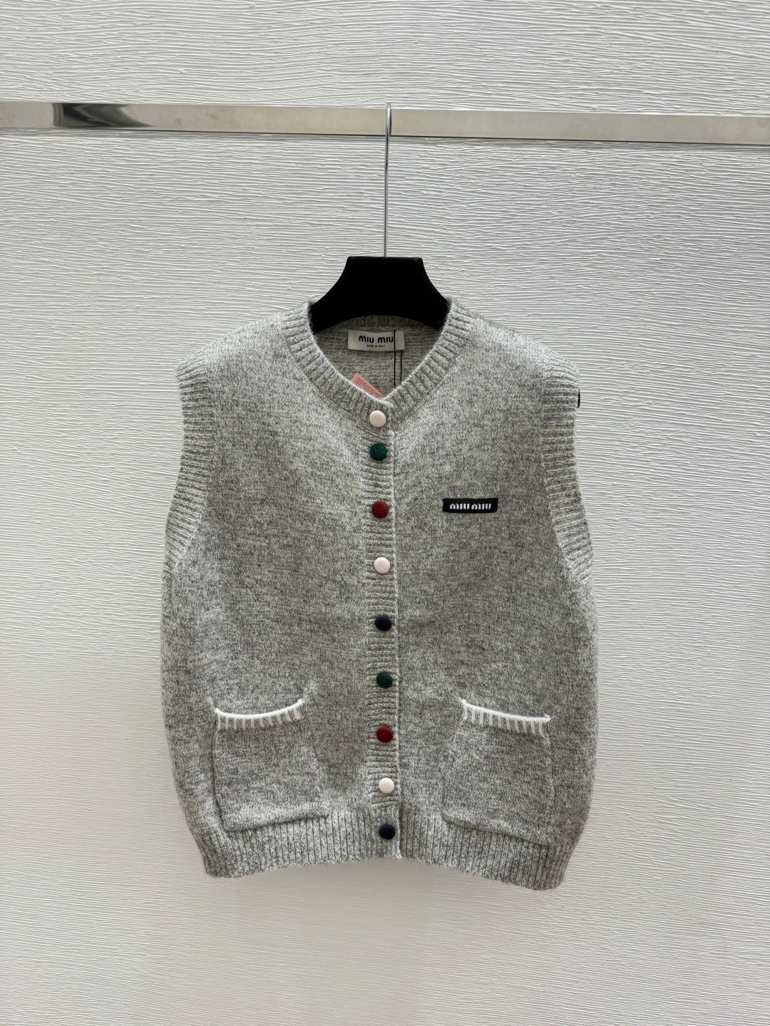 Miumiu 2026 Knitted Vest Cardigan Wool 913503