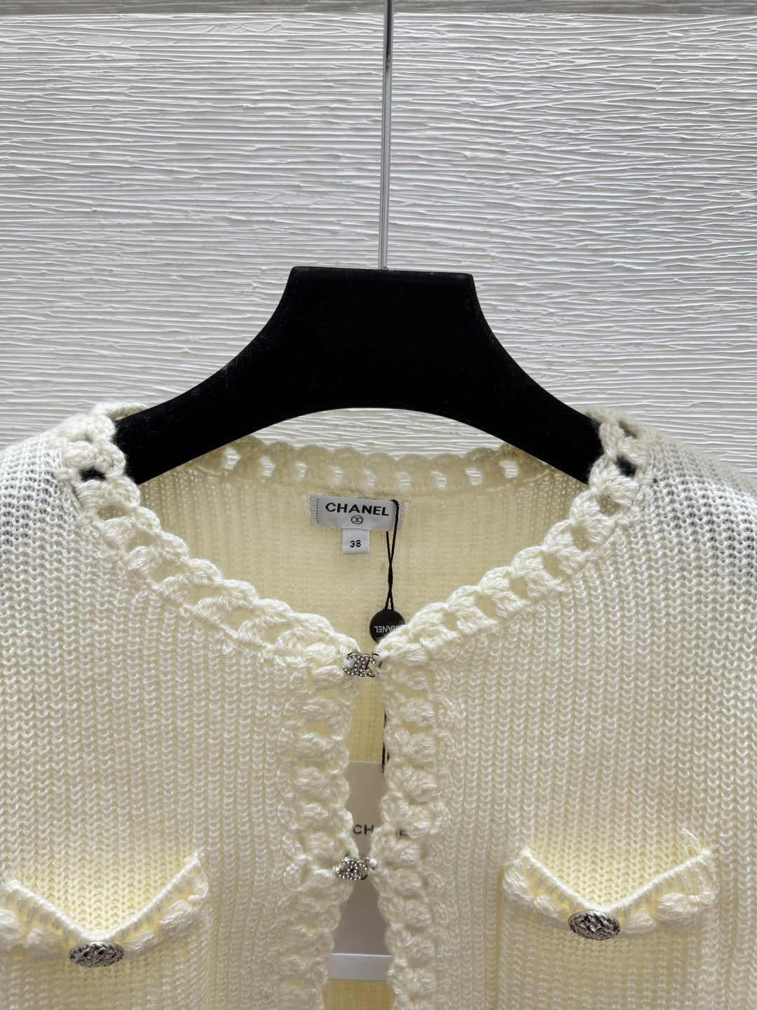Chanel 2026 Round Neck Knitted Long Sleeve Cardigan Wool 259298