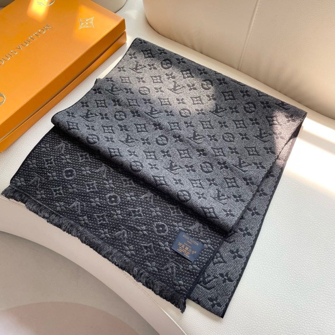 LV Men Scarf 180cm Gray Wool 967166