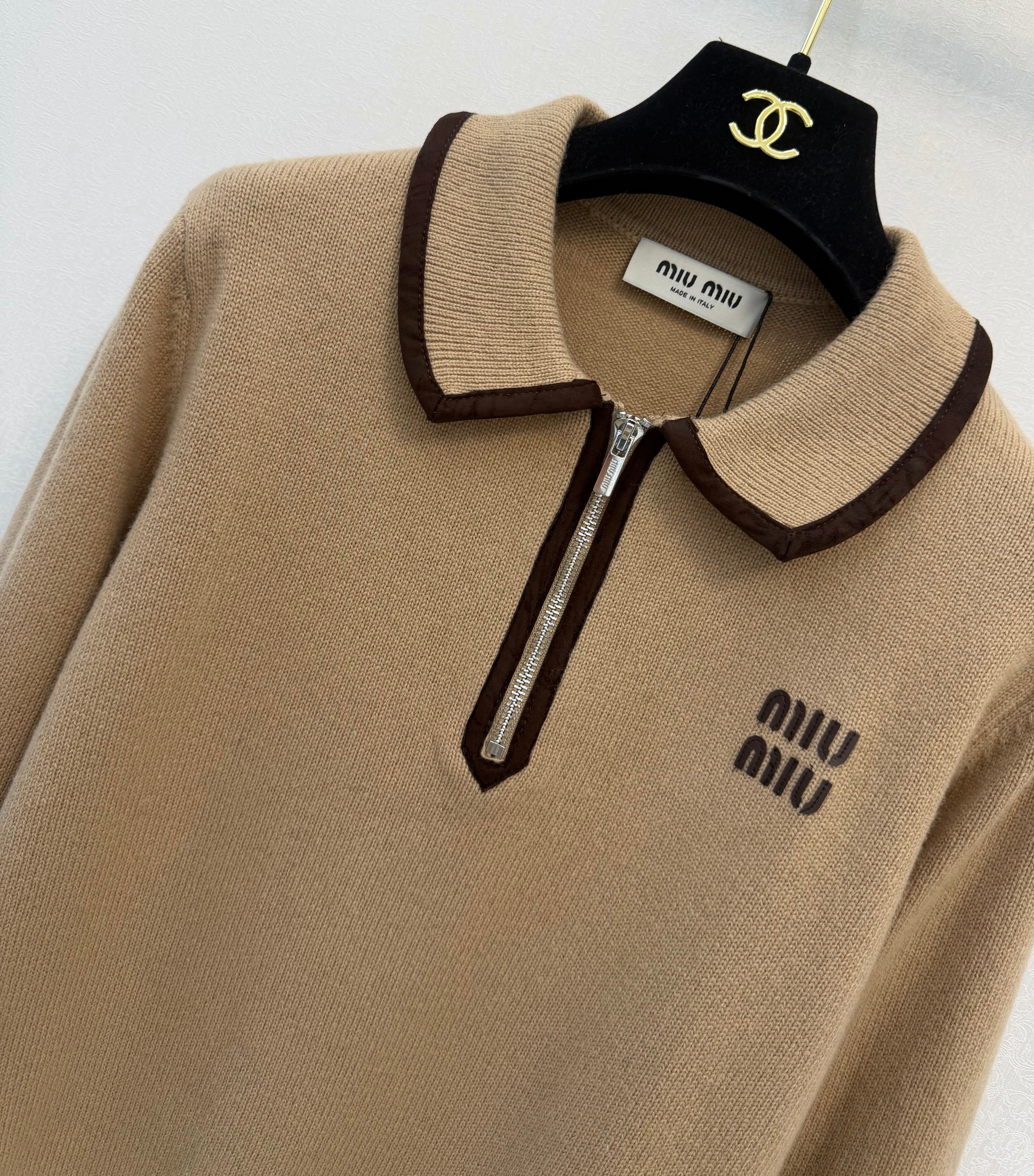Miumiu 2026 Collared Half-zip Long-sleeved Shirt Light Brown Wool 425585