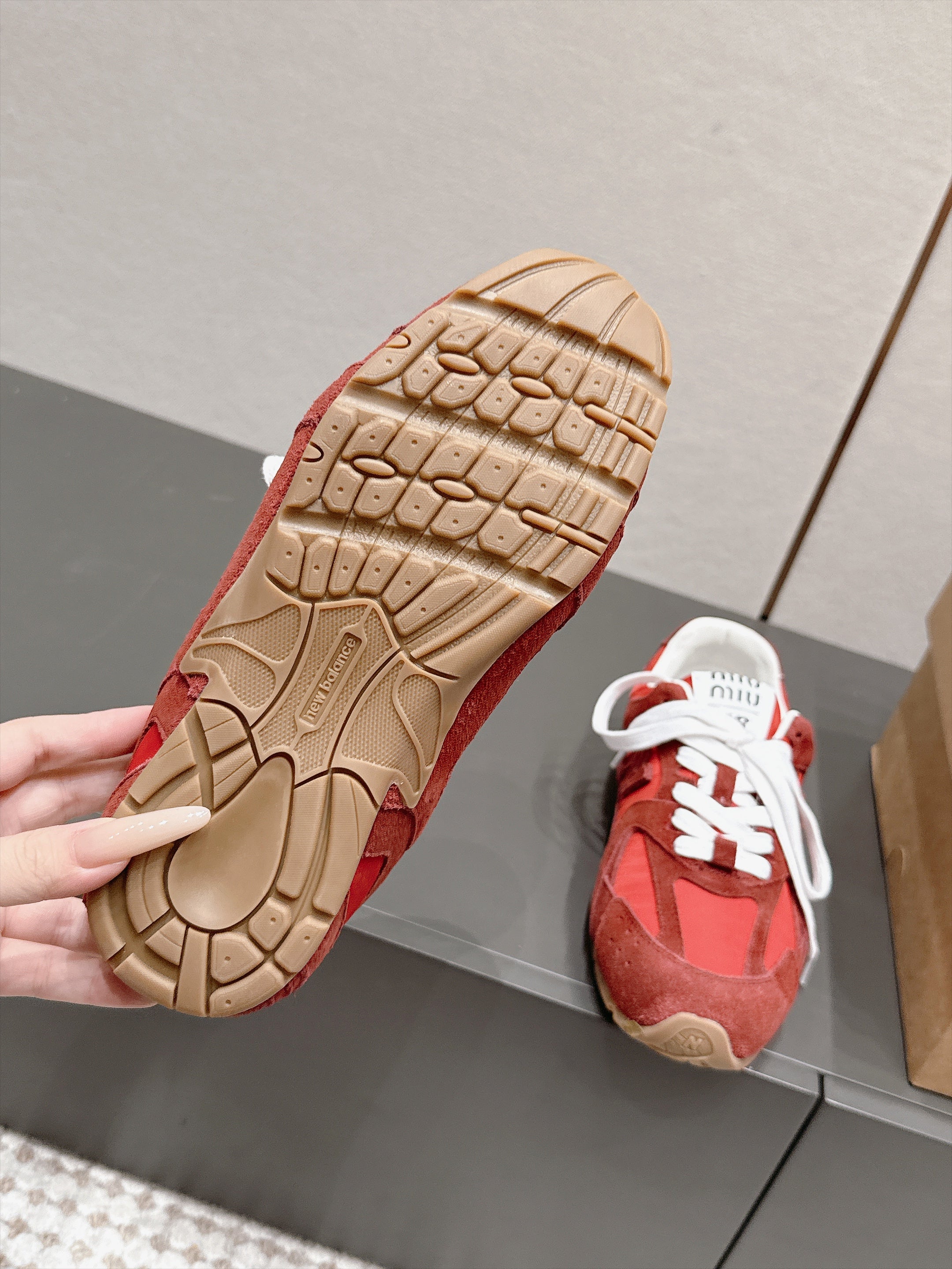 Miu Miu 2026 Balance 530 Sneakers Suede 990474