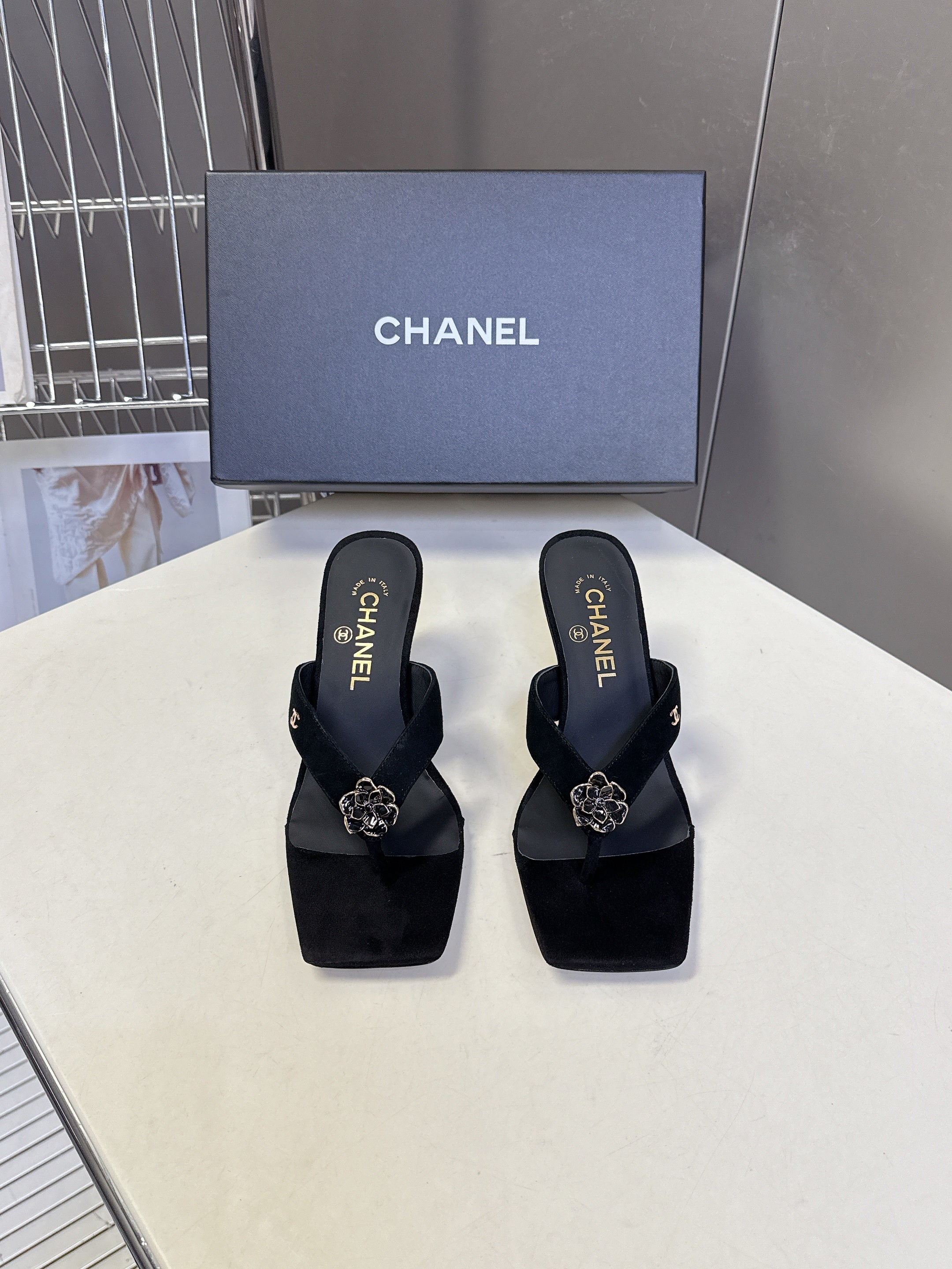 Channel 2026 Thong Sandal 65mm Embossing And Suede Calfskin 895344