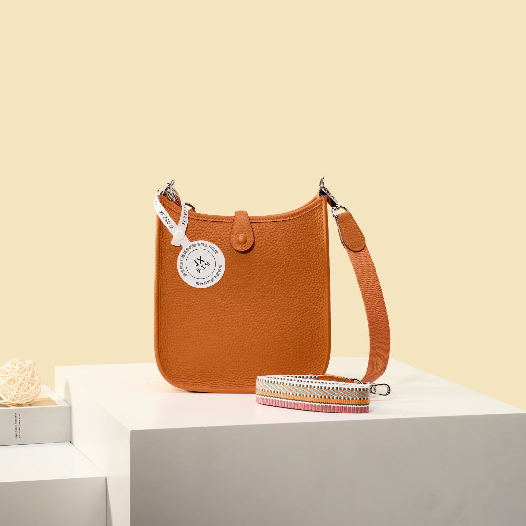 High-end Hermes 2026 Evelyne Bag 17cm Taurillon Clemence Leather 1