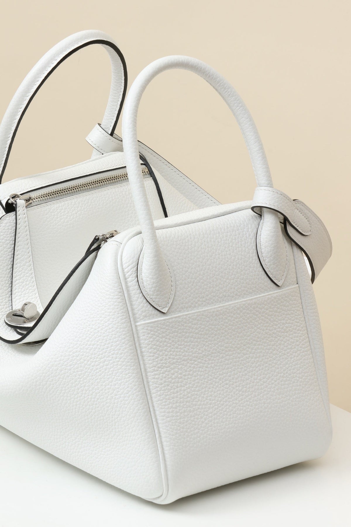 High-end Hermes 2026 Mini Lindy 30cm Clemence Calfskin