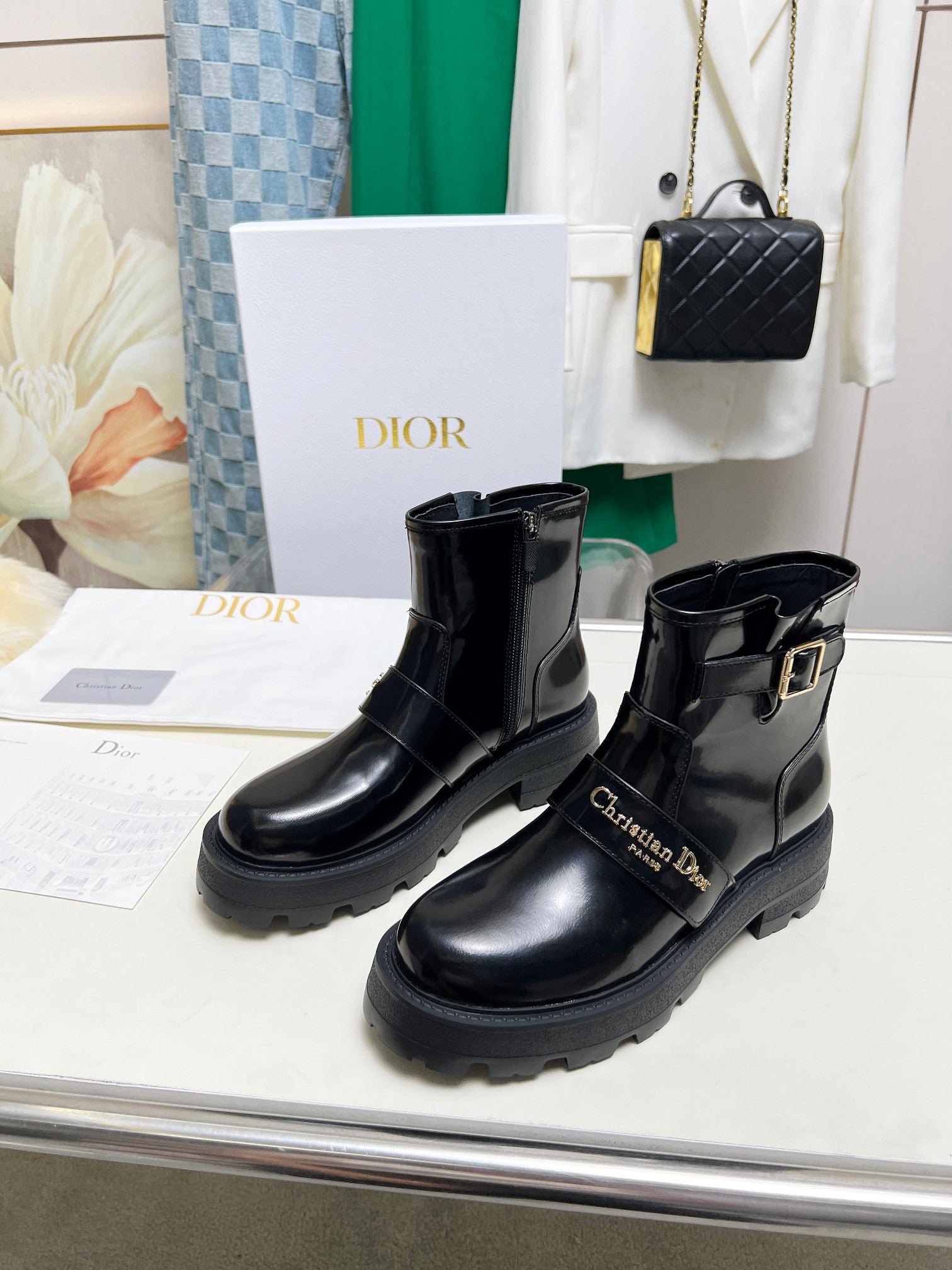 CD D-Quest Ankle Boot Glossy Black Calfskin
