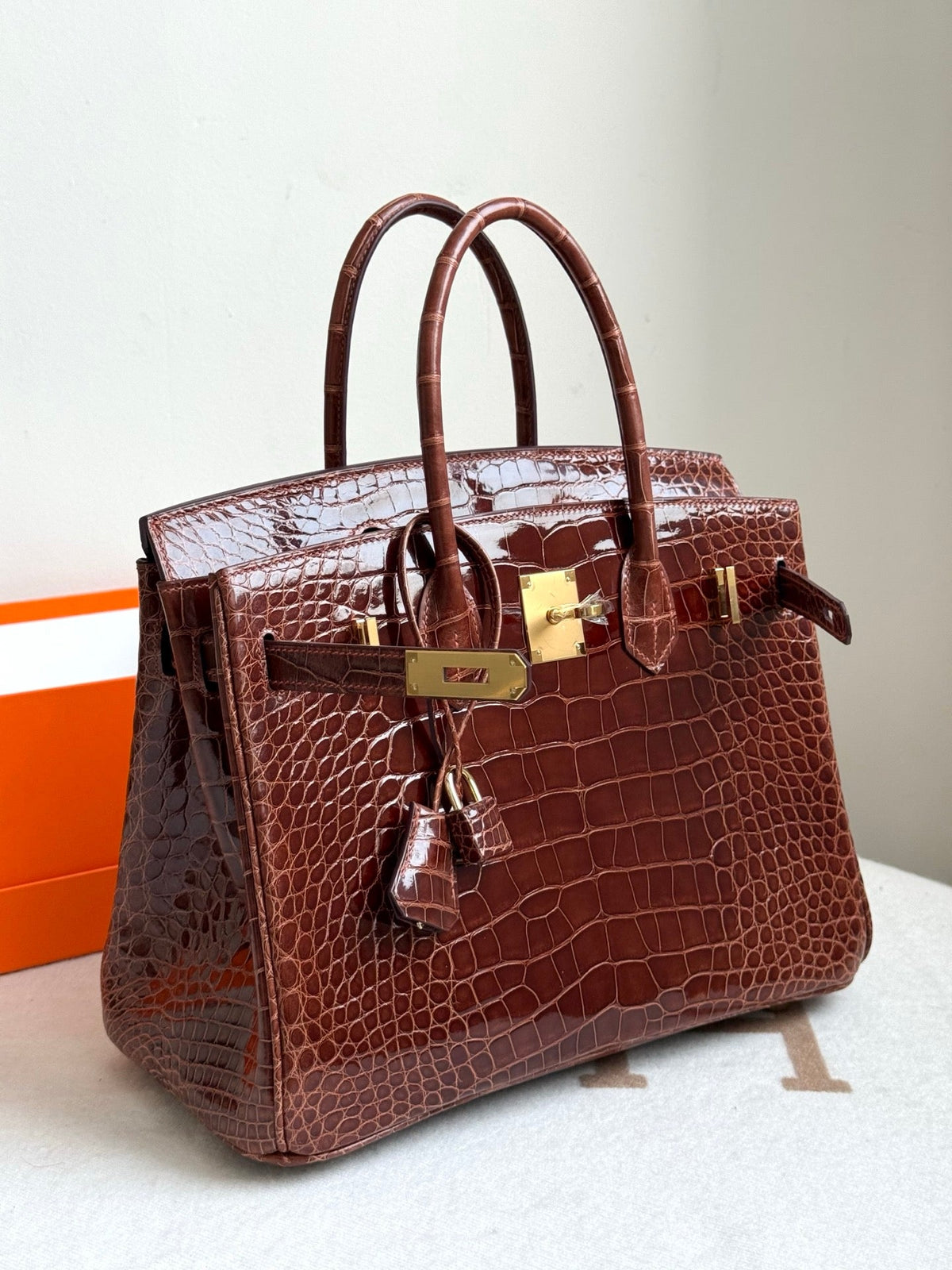 High-end Hermes 2026 Birkin Bag 30cm Glossy Crocodile Leather