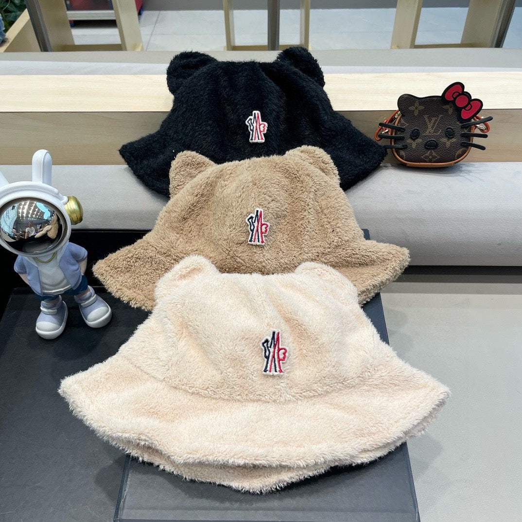 Moncler Fluffy Bucket Hat 491907