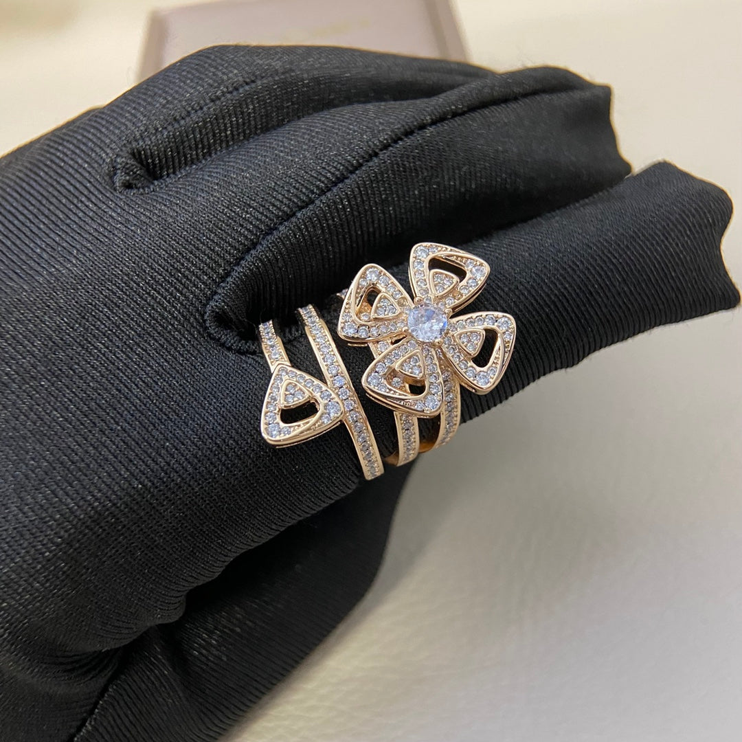 BVL Full Diamond Windmill Ring