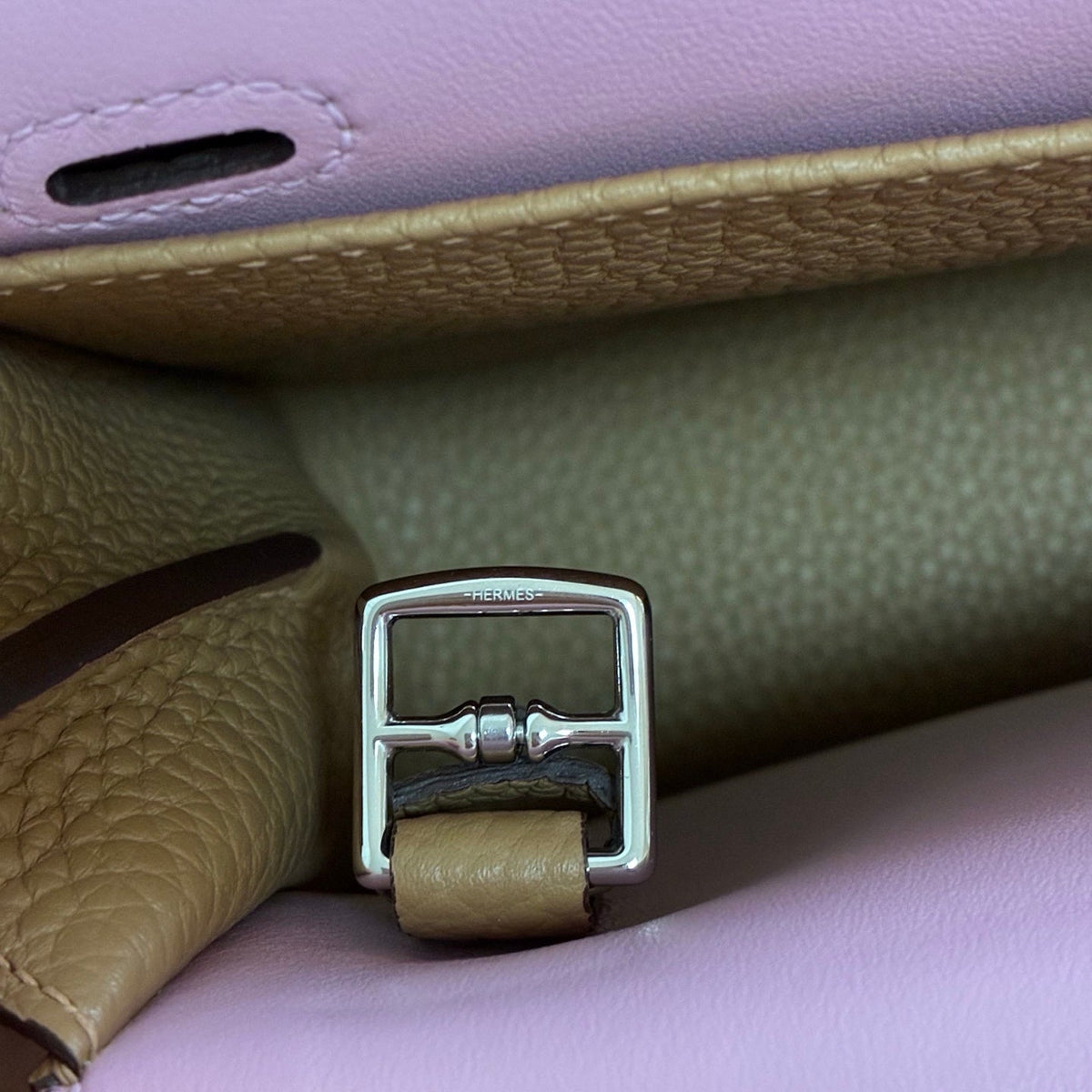 High-end Hermes 2026 Halzan 25 Bag Taurillon Clemence Leather 2