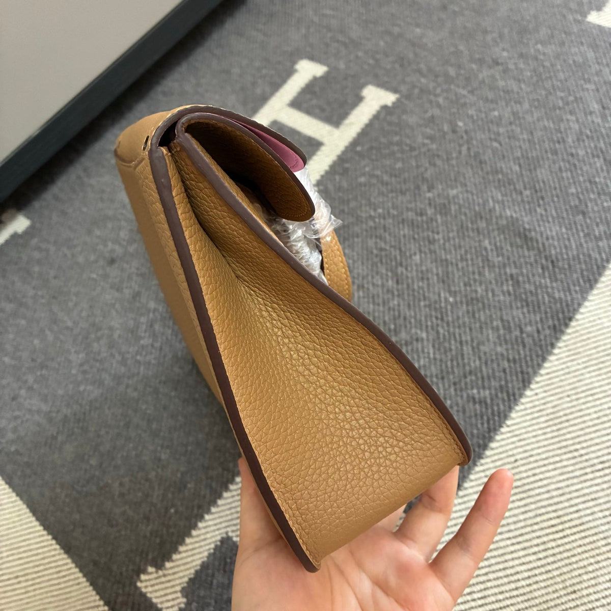 High-end Hermes 2026 Halzan 25 Bag Taurillon Clemence Leather 2