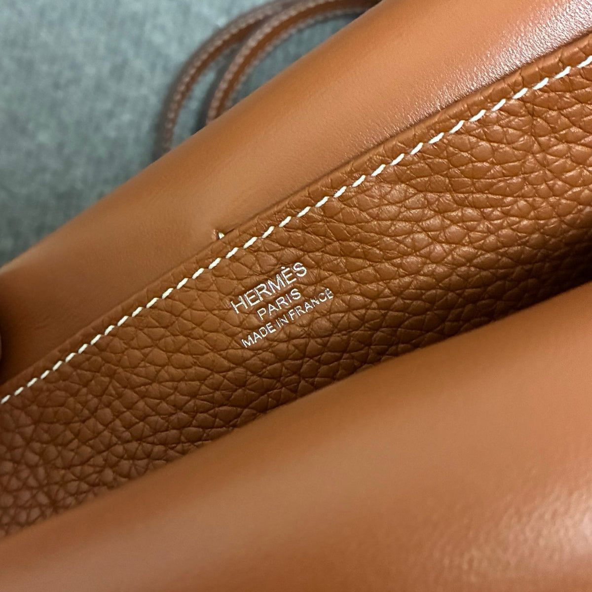 High-end Hermes 2026 Halzan 25 Bag Taurillon Clemence Leather 1