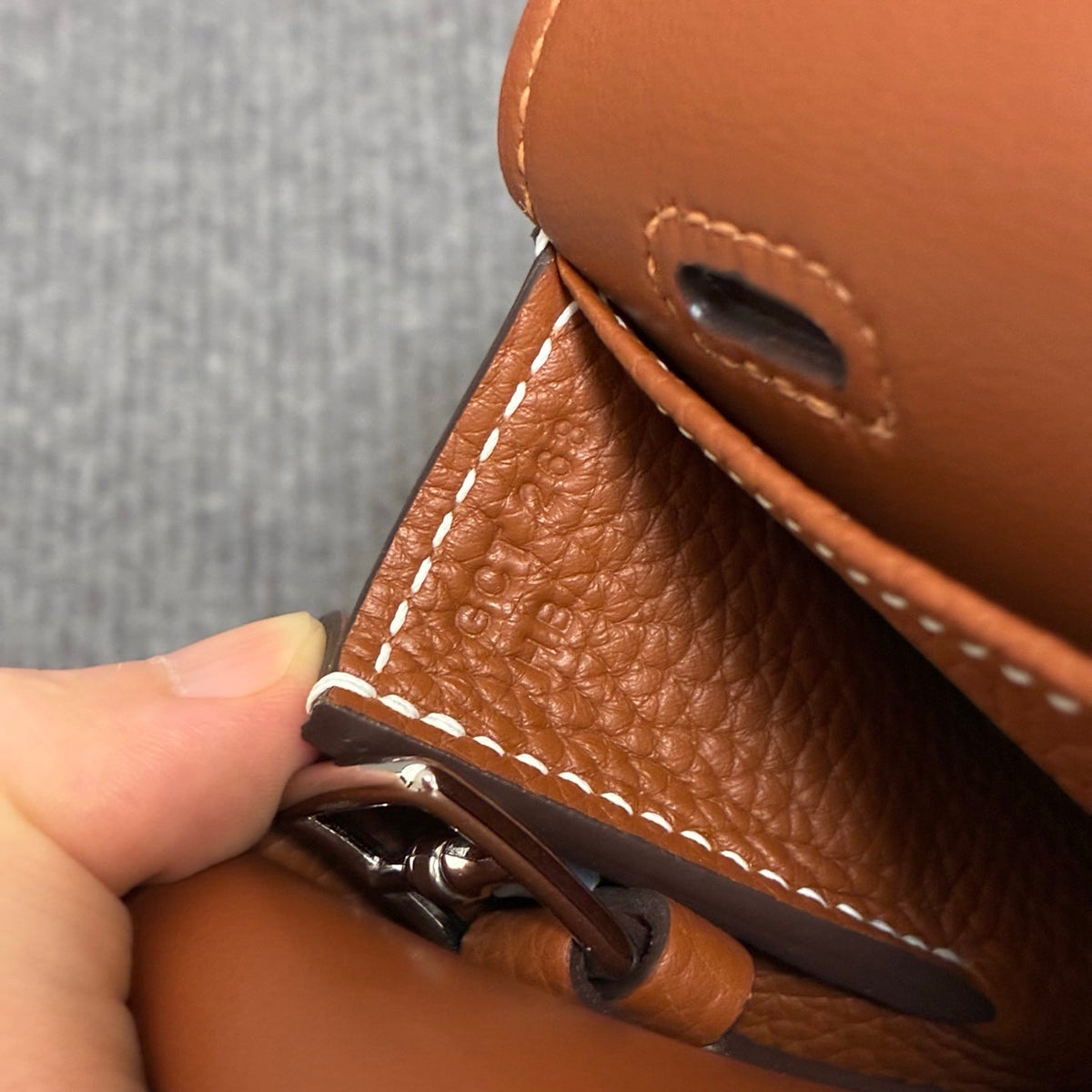 High-end Hermes 2026 Halzan 25 Bag Taurillon Clemence Leather 1