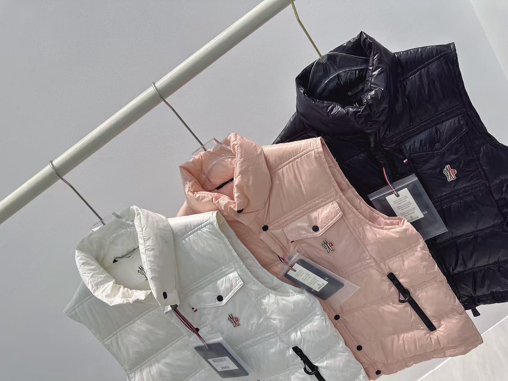 Moncler 25 Down Vest 302755