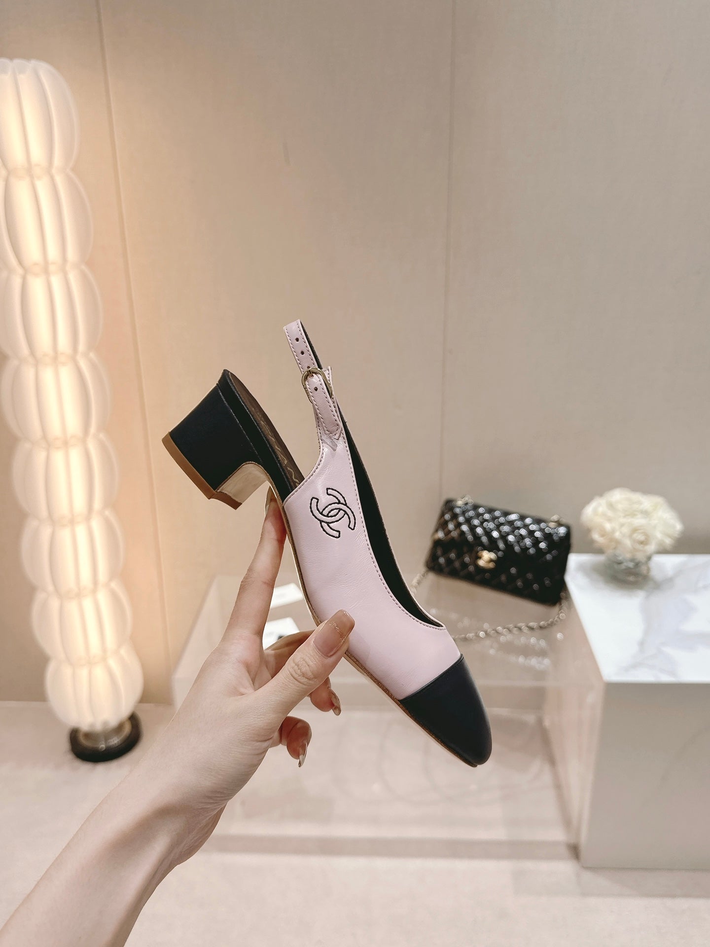 CC 24P SLINGBACKS 45MM PINK BLACK LAMBSKIN