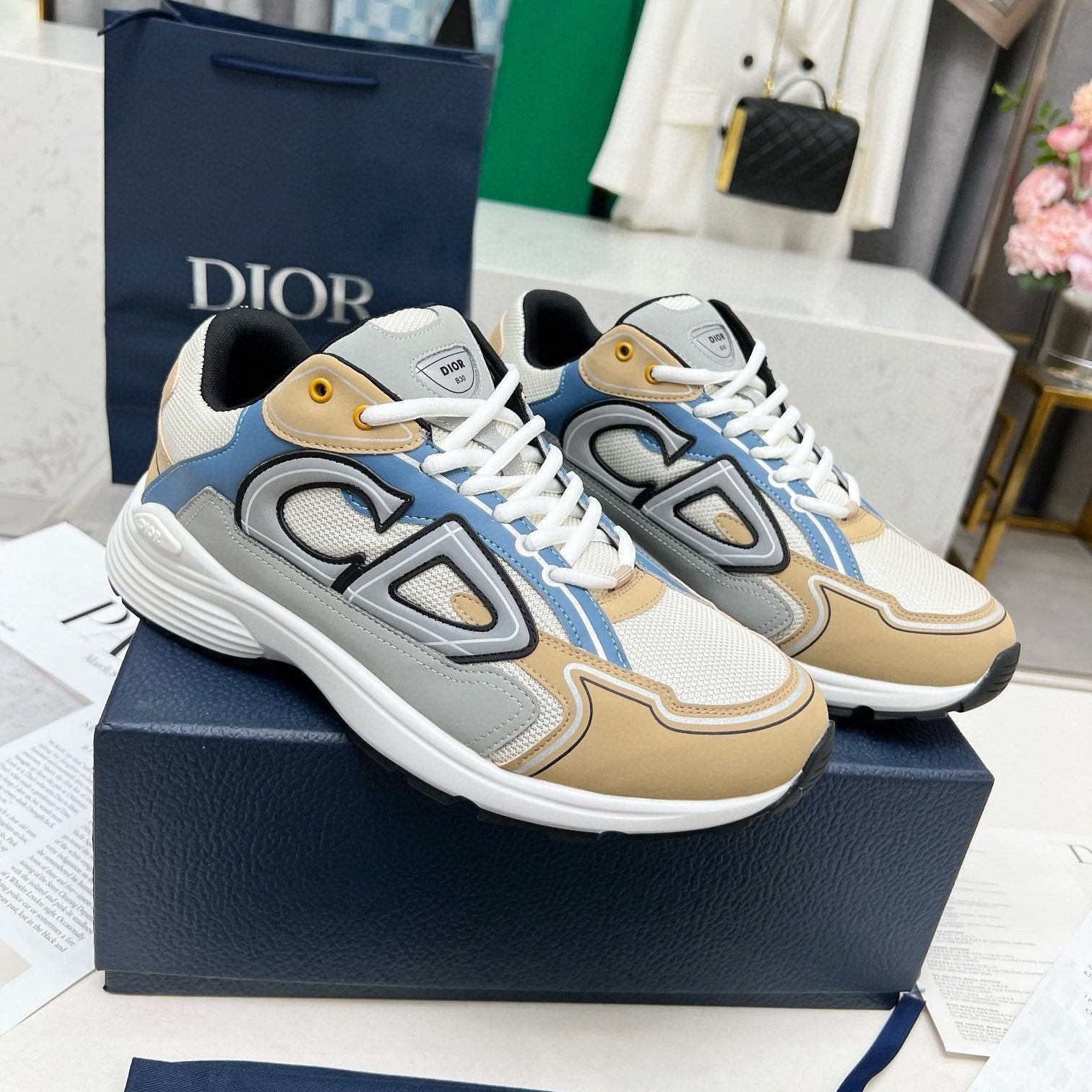 CD B30 SNEAKER WHITE AND FLAX MESH FABRIC
