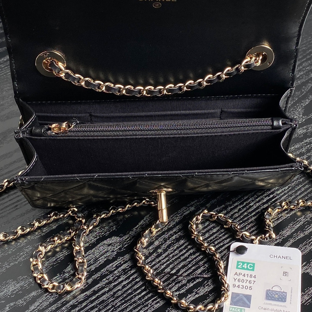 CC 24B Trendy Bag 18.5cm Black Lambskin Gold Hardware