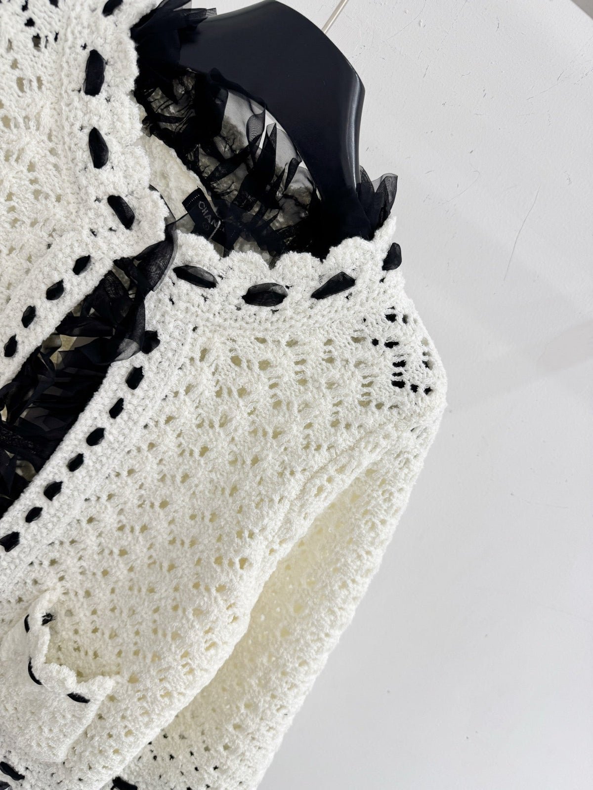 Chanel 2026 Hollowed-out Crochet Short Cardigan White Cashmere