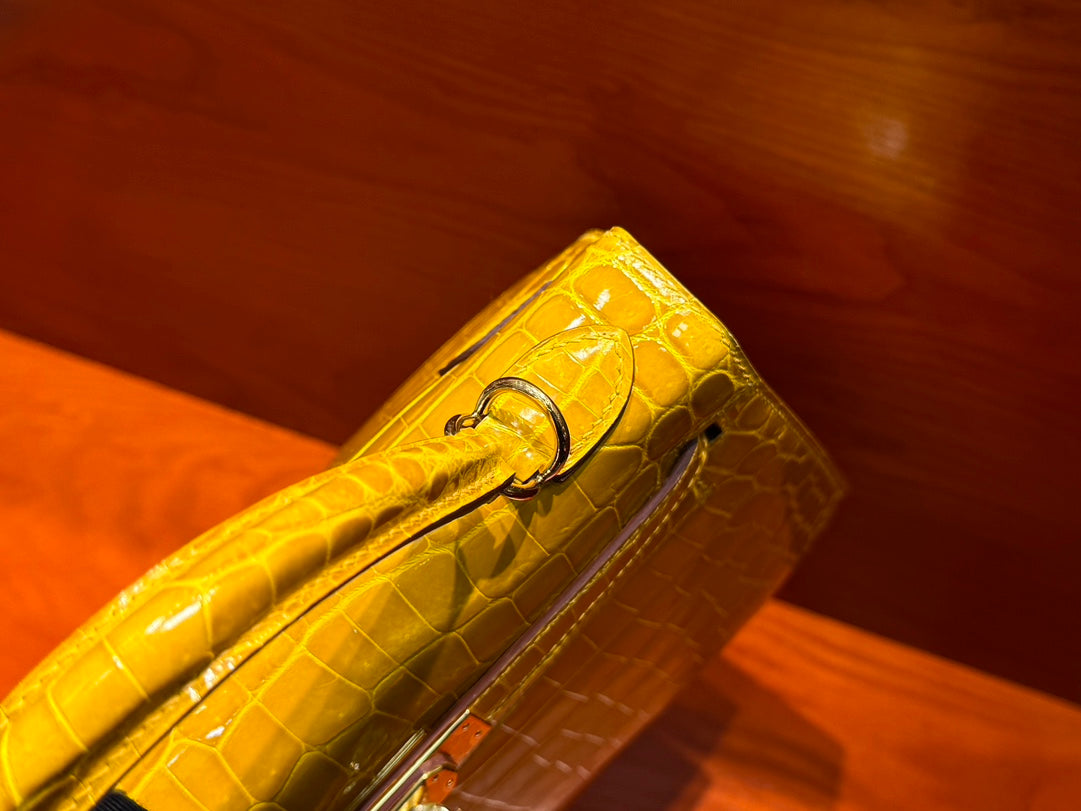 High-end Hermes 2026 Kelly Bag 25cm Bright Yellow Crocodile Leather