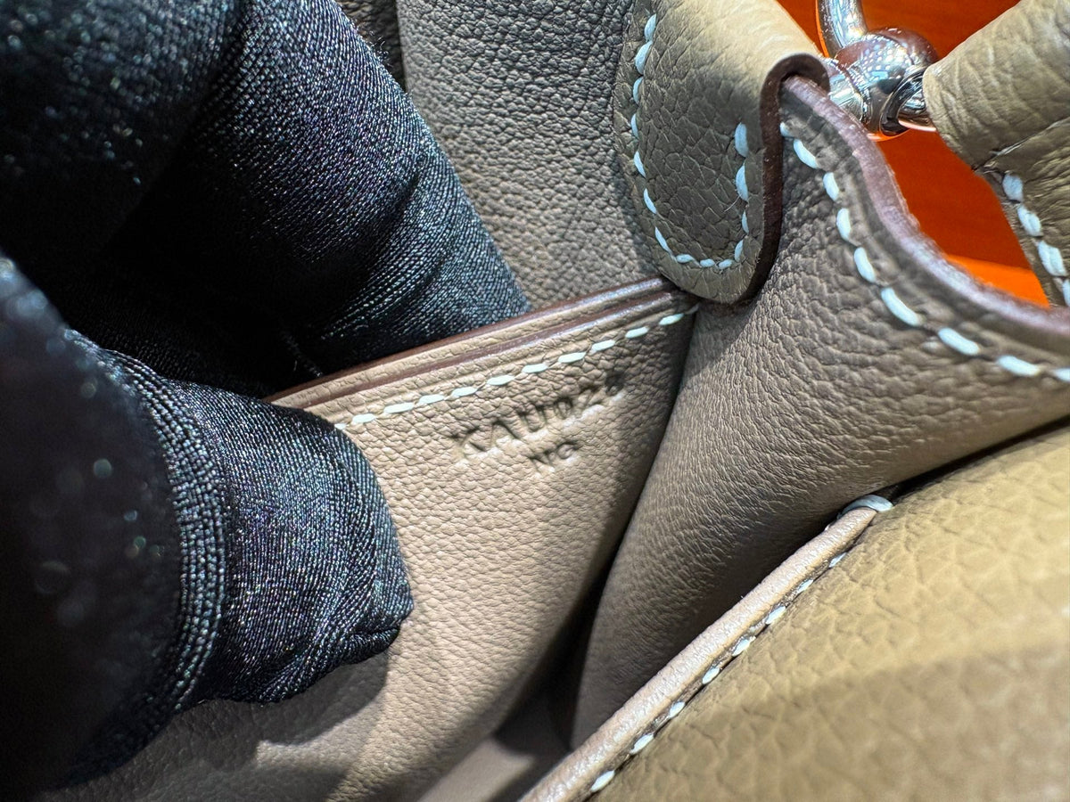 High-end Hermes 2026 Mini Roulis 18cm Evercolor Leather