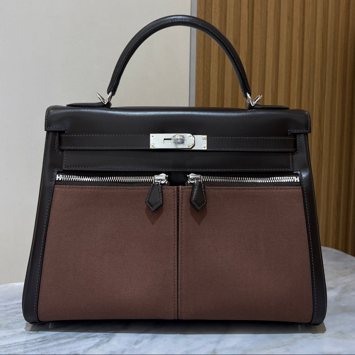 High-end Hermes 2026 Kelly Lakis 32 Bag Black Brown Box Leather And Canvas