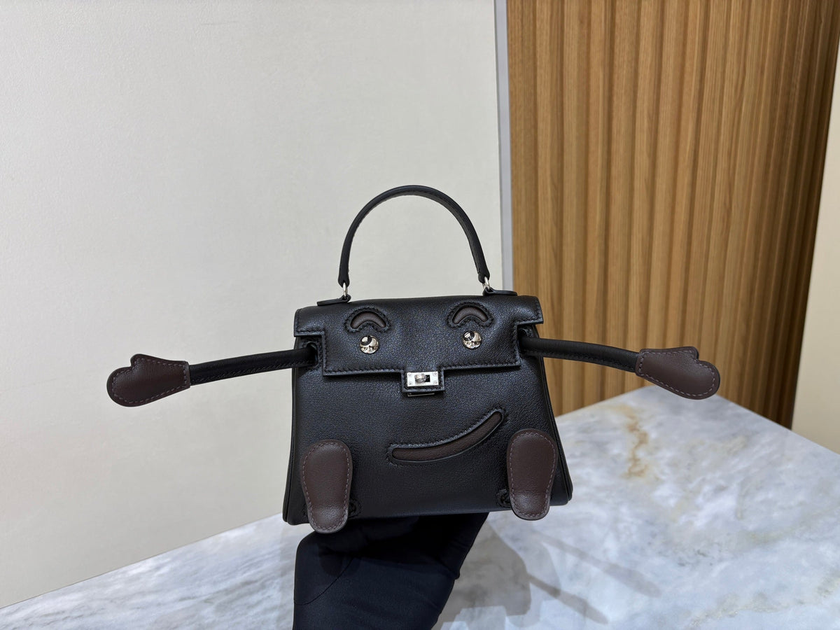 High-end Hermes 2026 Kelly Doll Bag Gulliver Leather