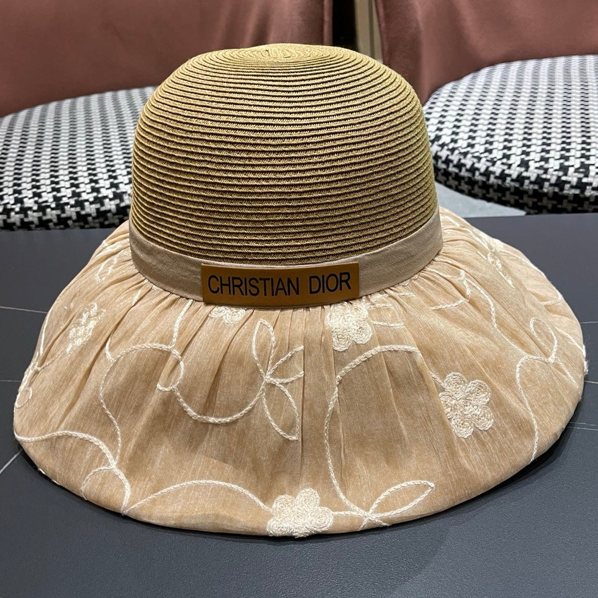Dior Straw Bow Bucket Hat 497554