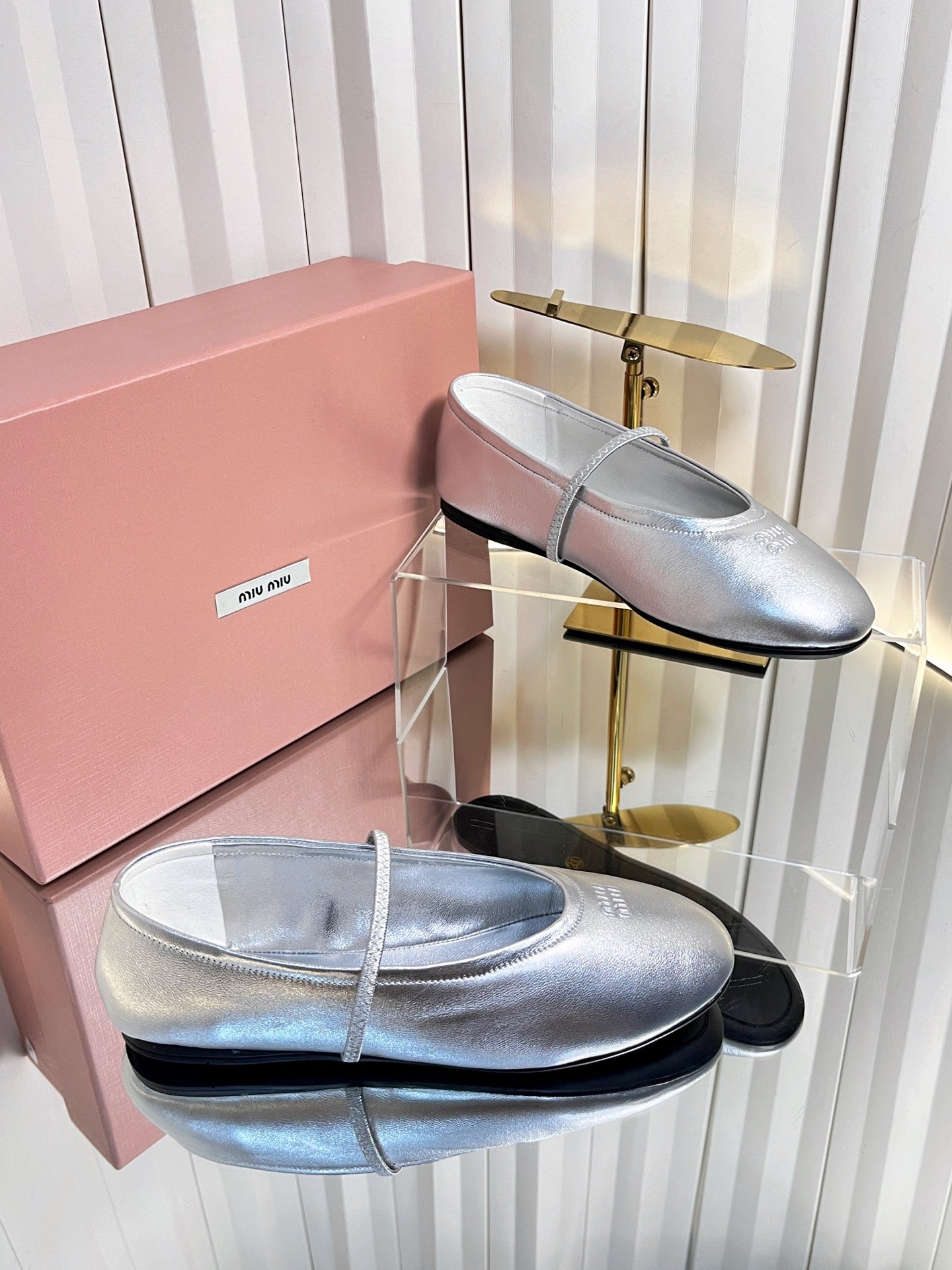 Miu Miu 2026 Strap Ballet Flats Leather 979169