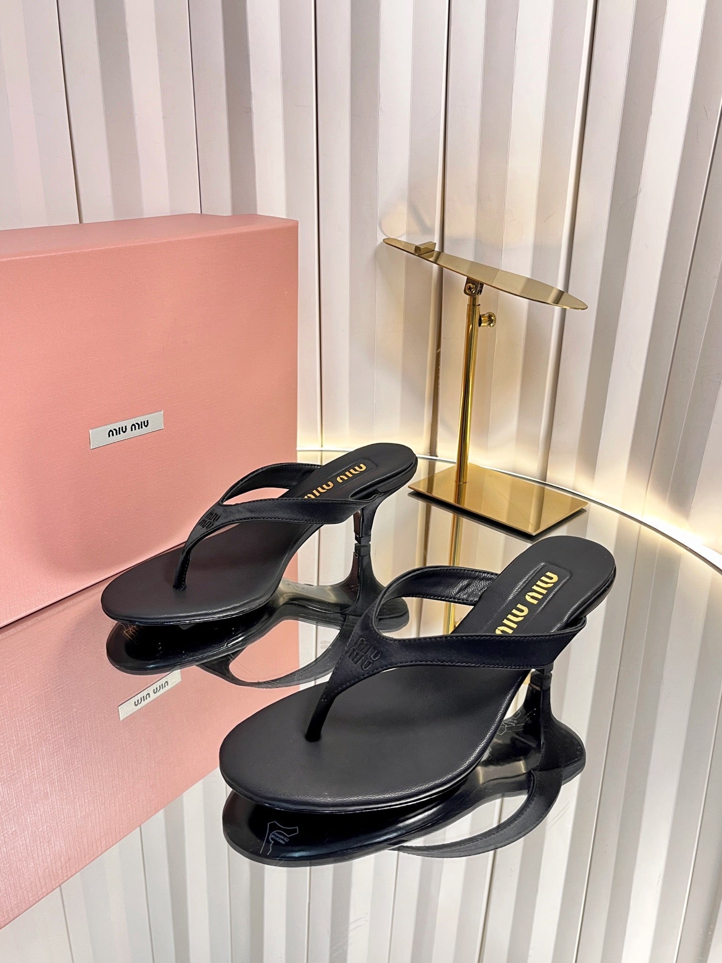 Miu Miu 2026 Kitten Heel Flip-Flops Sandals 45mm Silk 979177